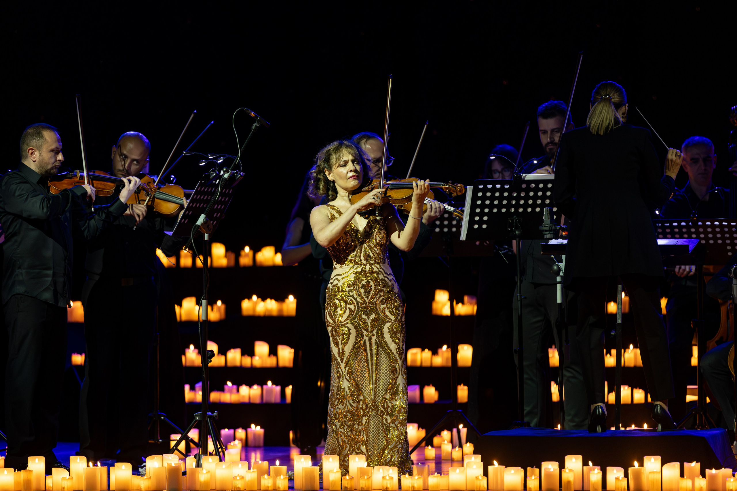 Violinistica Irina Mureșanu tokom nastupa na Candlelight koncertu u Sarajevu