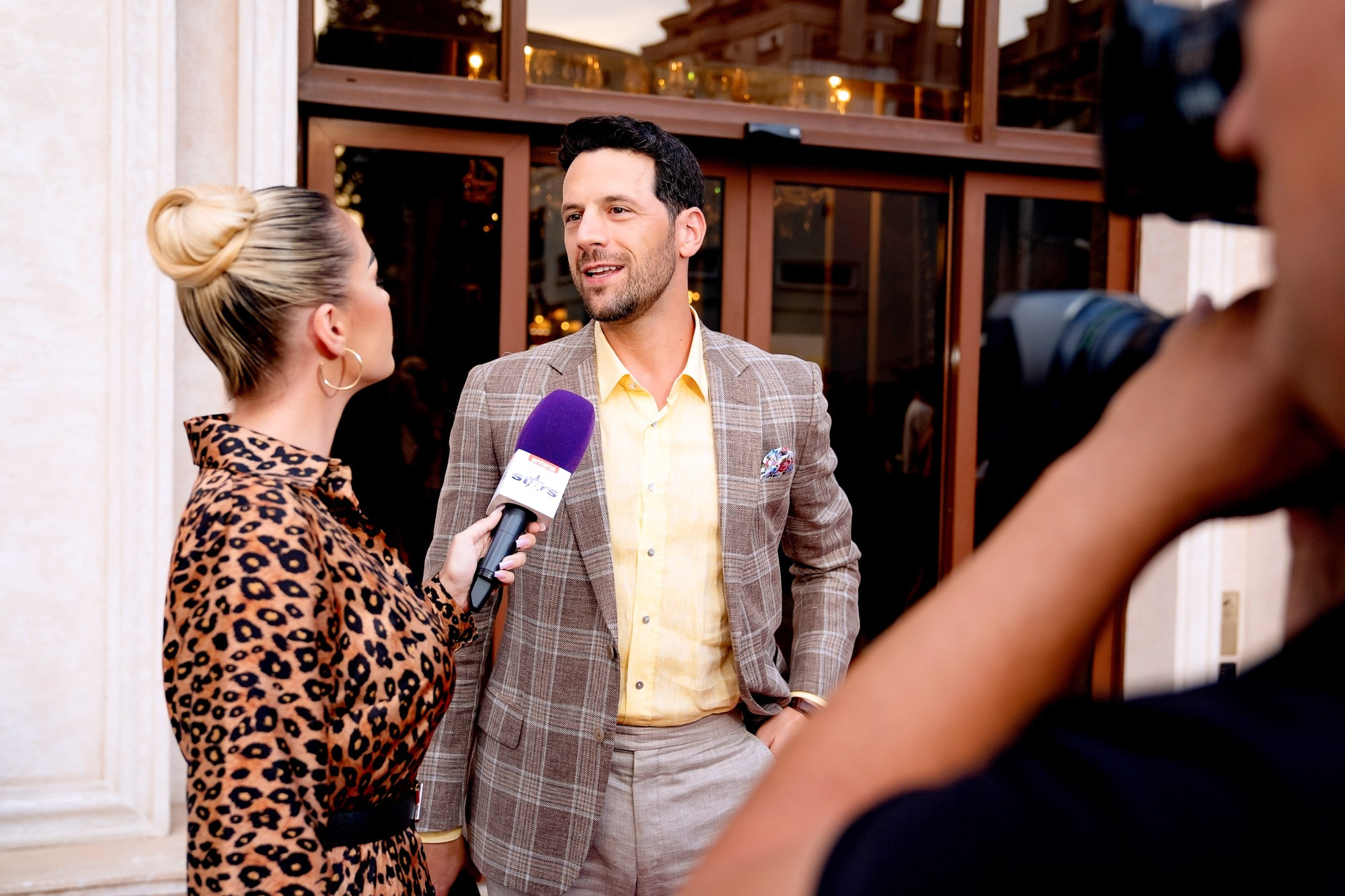 Fotografie Corporate Specializat in Lansări Produs si Serviciu. Fotograf Corporate Business