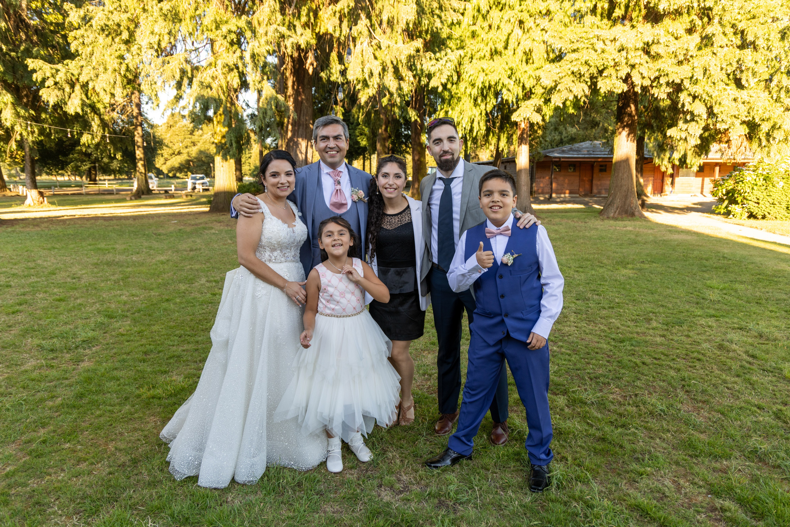 Katherin y Daniel. Dinka & Emilio - El arte de preservar lo que no se repite