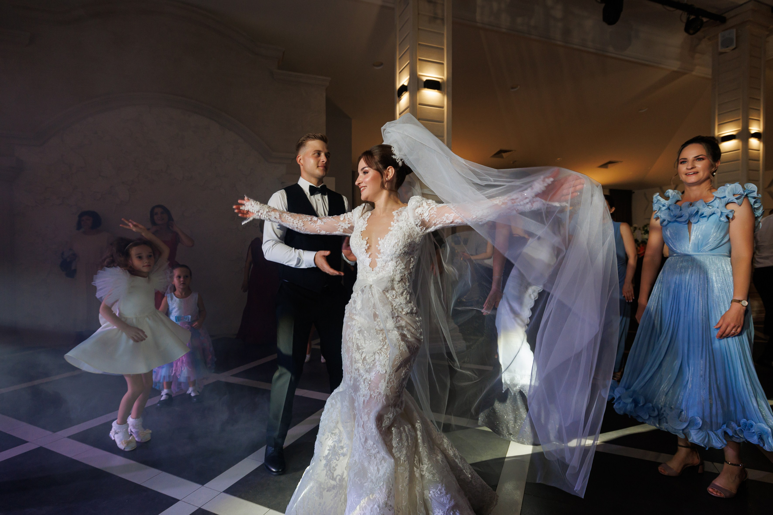 Fotograf nunta chisinau. Dinu Malancea. Dinumalancea.com — fotograf de nunta si familie. Moldova, Romania, UE