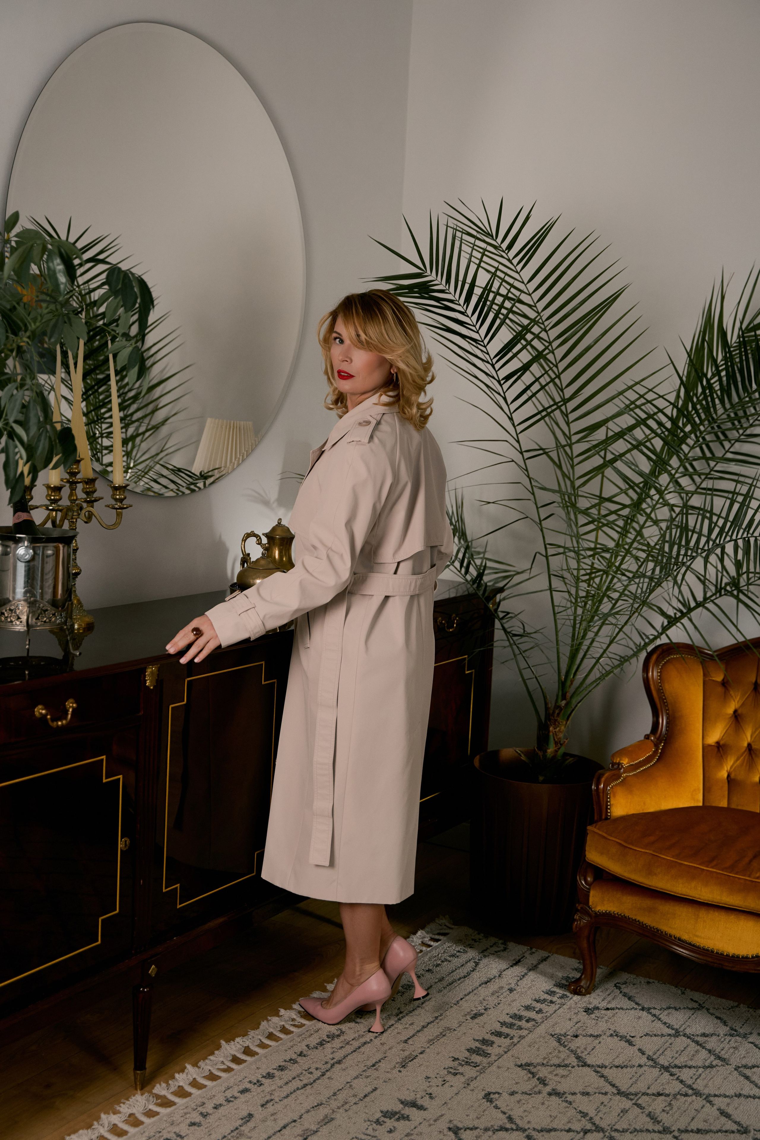 Эксперты. Привет