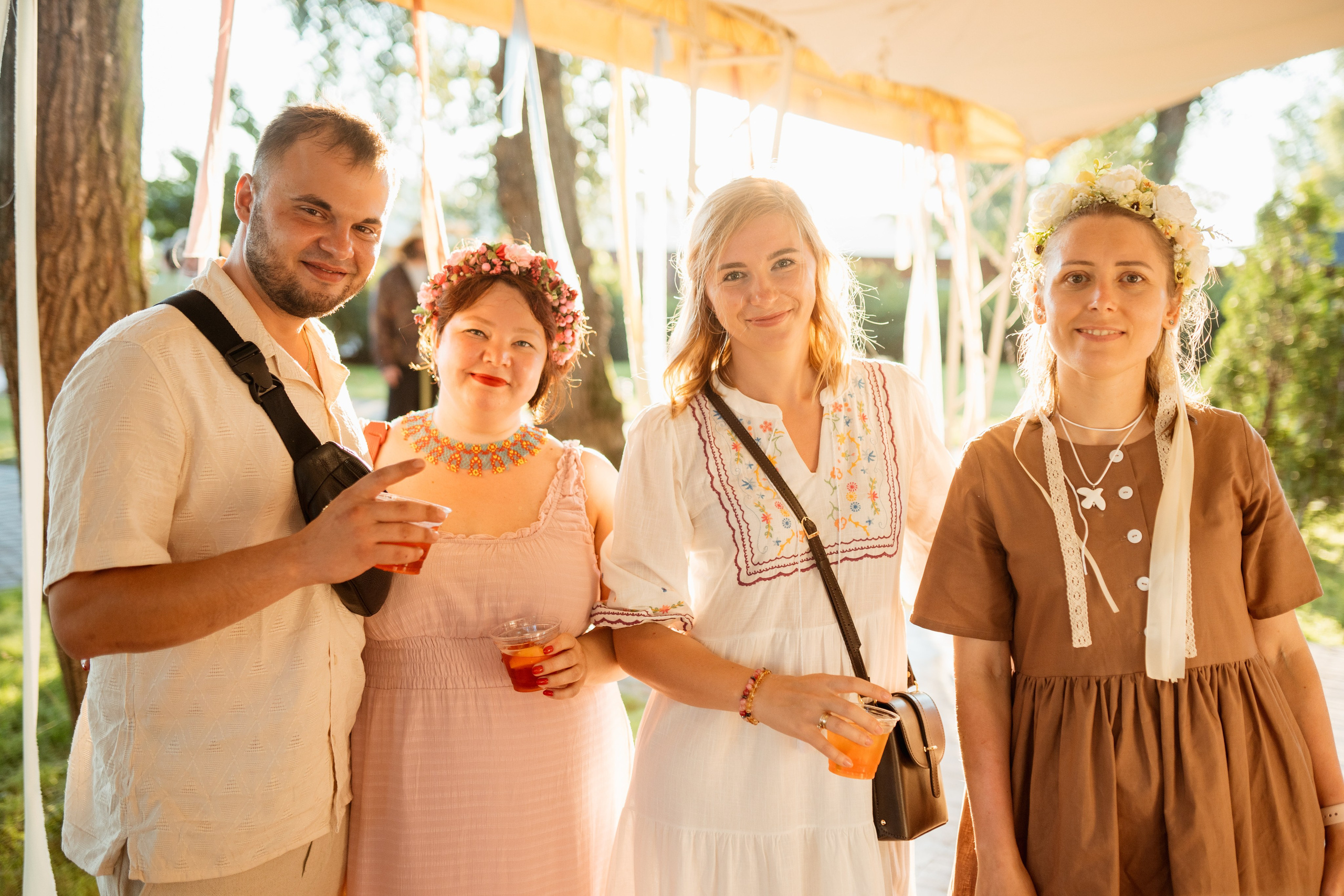 Milk Bar Party. Kostiantyn Holinchenko. Reportage and portrait photographer