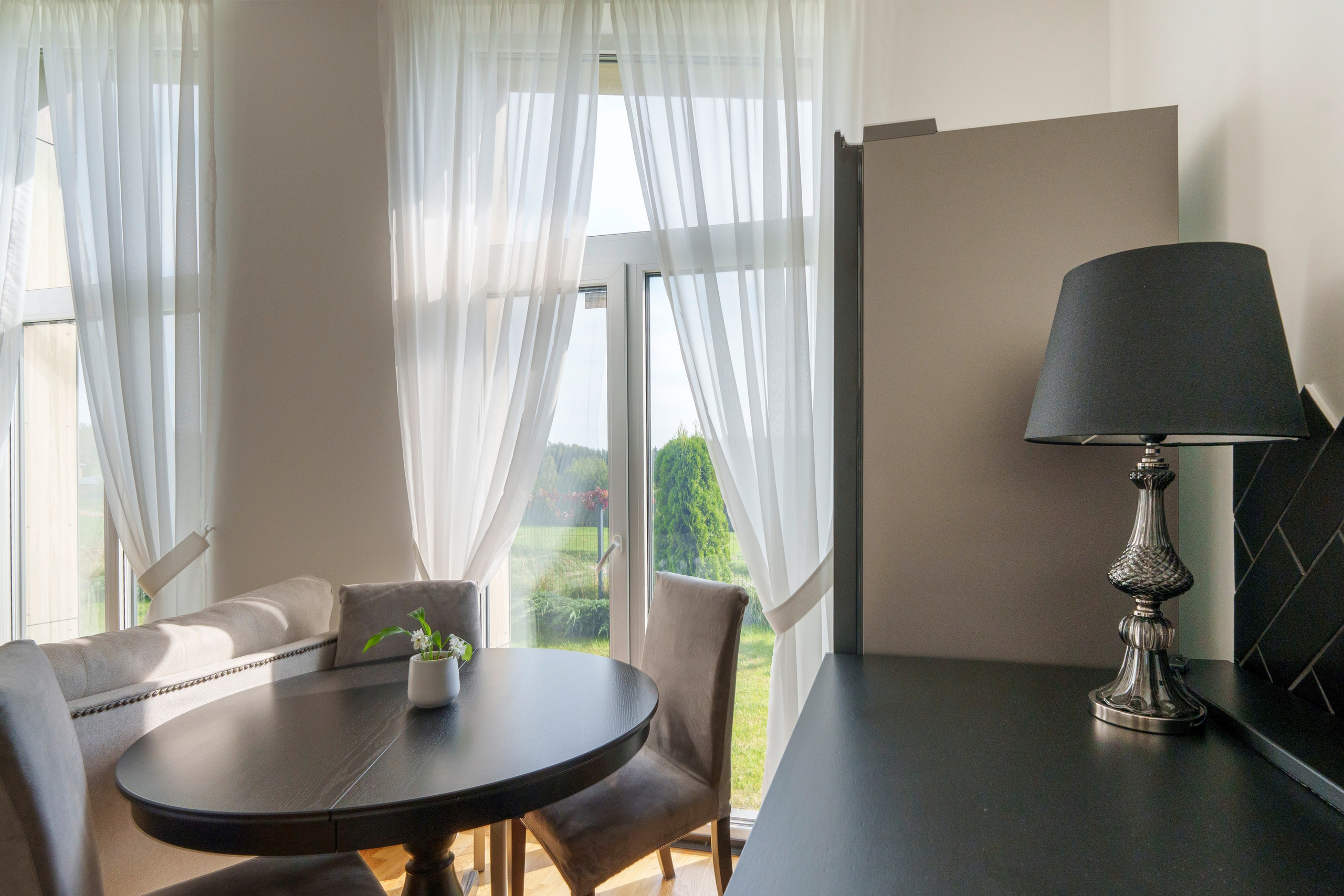 Kalvių 2-oji, Pikutiškės. Namas. Elina Sapiega fotografė Vilniuje