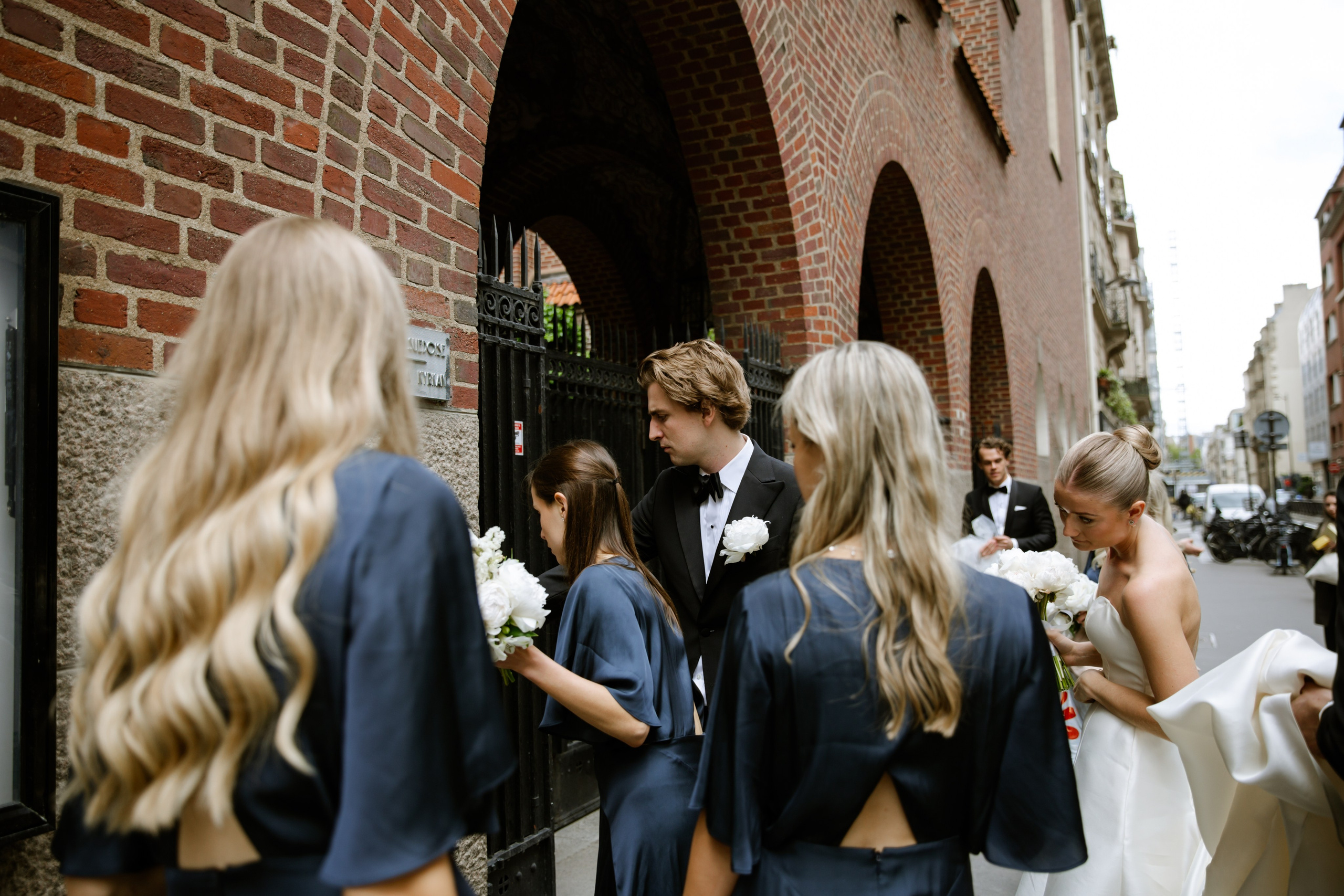 Clara & Douglas | Wedding Photography in Paris. Paris Wedding Photographer