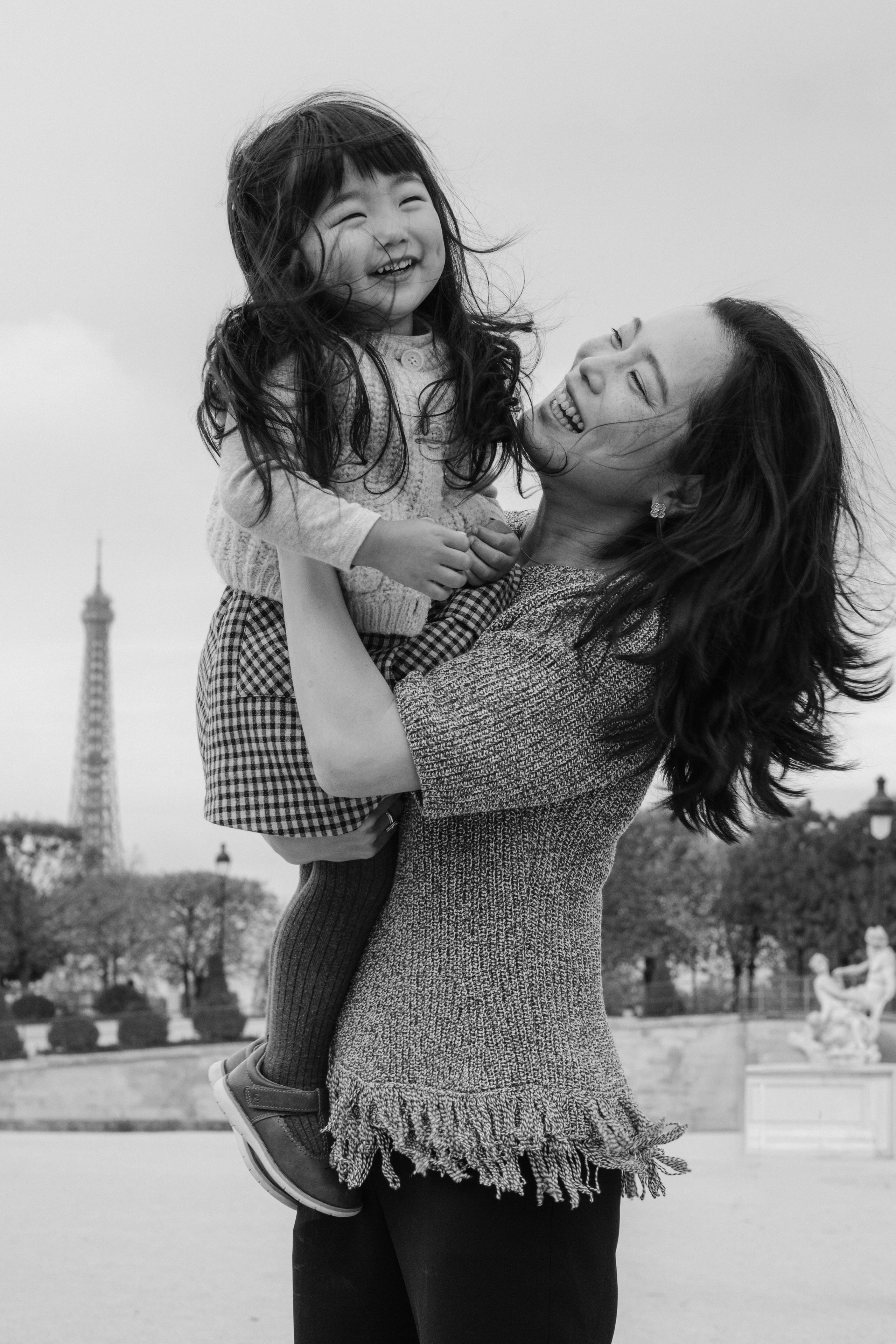 Family Photoshoot in Paris — Natural Lifestyle Photography. Paris Wedding Photographer