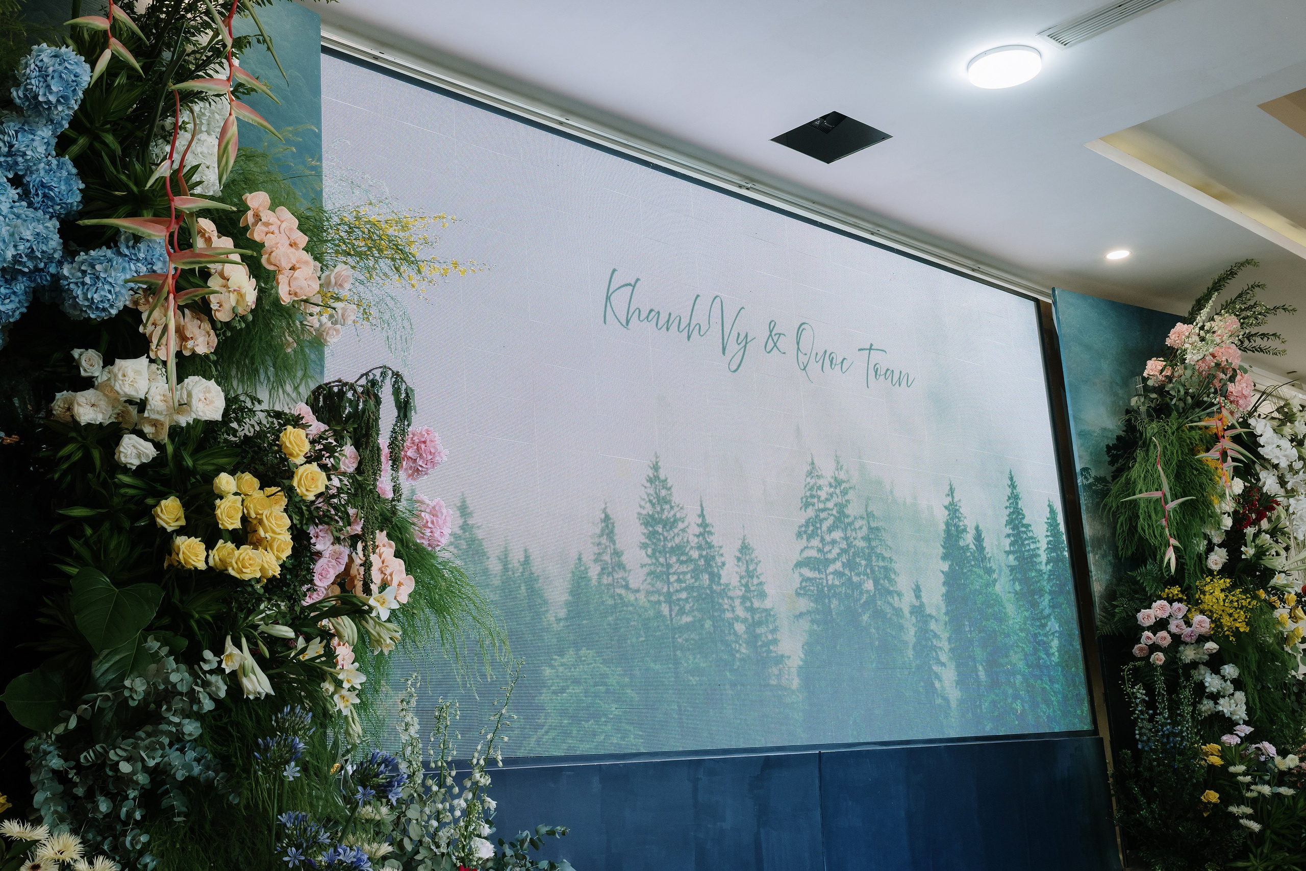TOAN & VY / Wedding Journalism. Saigon Wedding Present | Art Beyond Moments