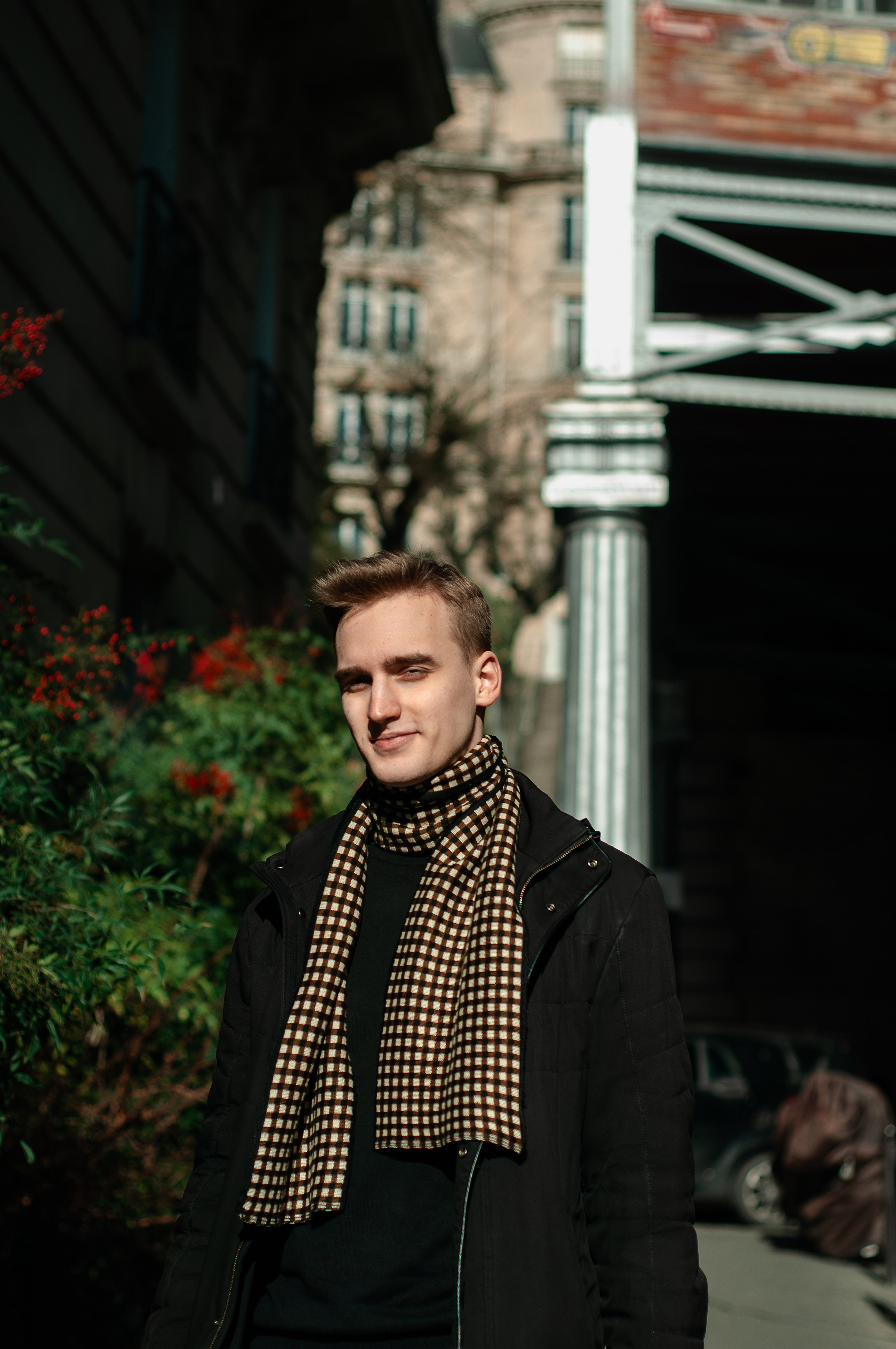 Мужская фотосессия у Эйфелевой башни. Фотограф в Париже Полина Осипова