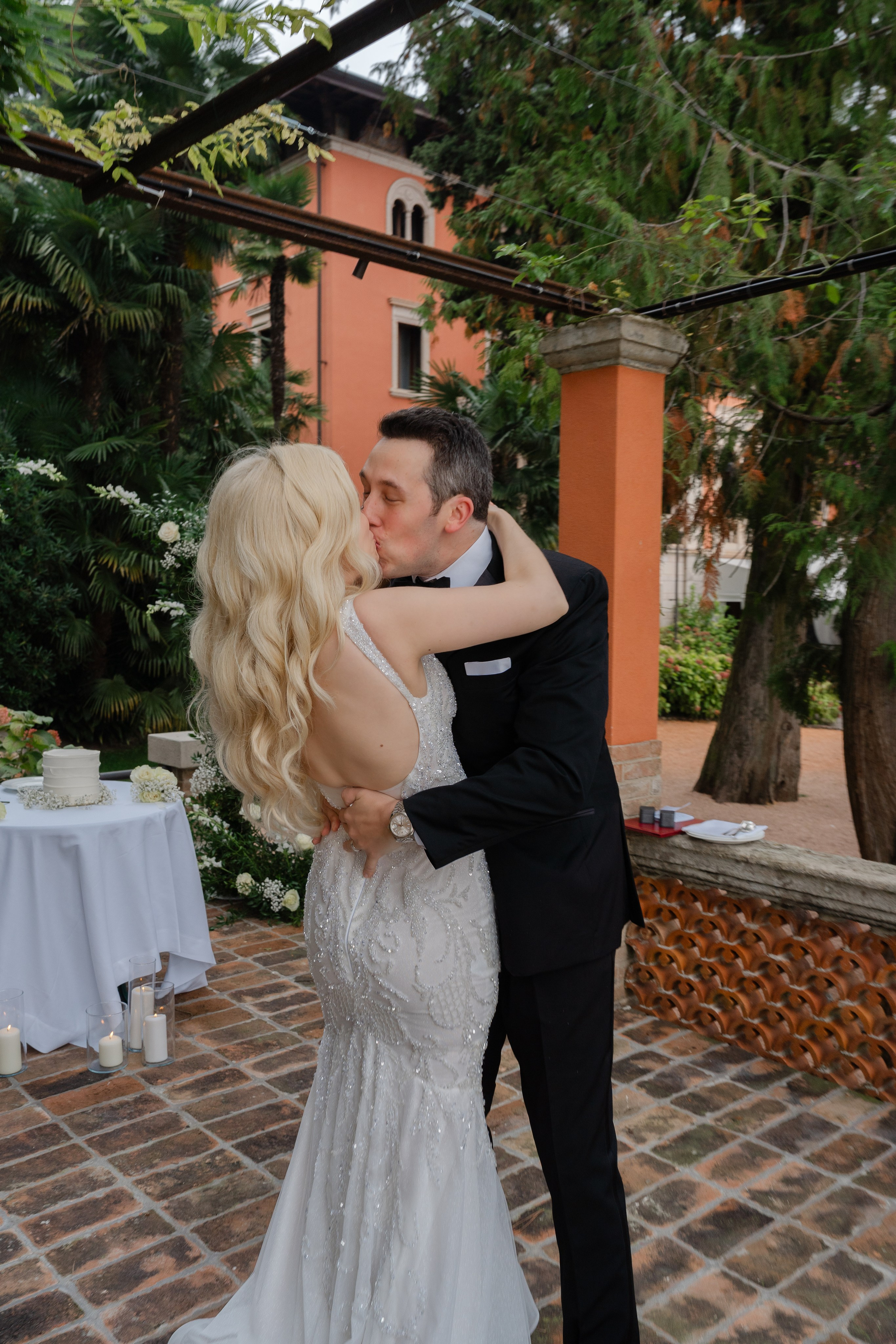 LINDSEY AND ROBERT _LAKE GARDA. PHOTOGRAPHER IN ITALY