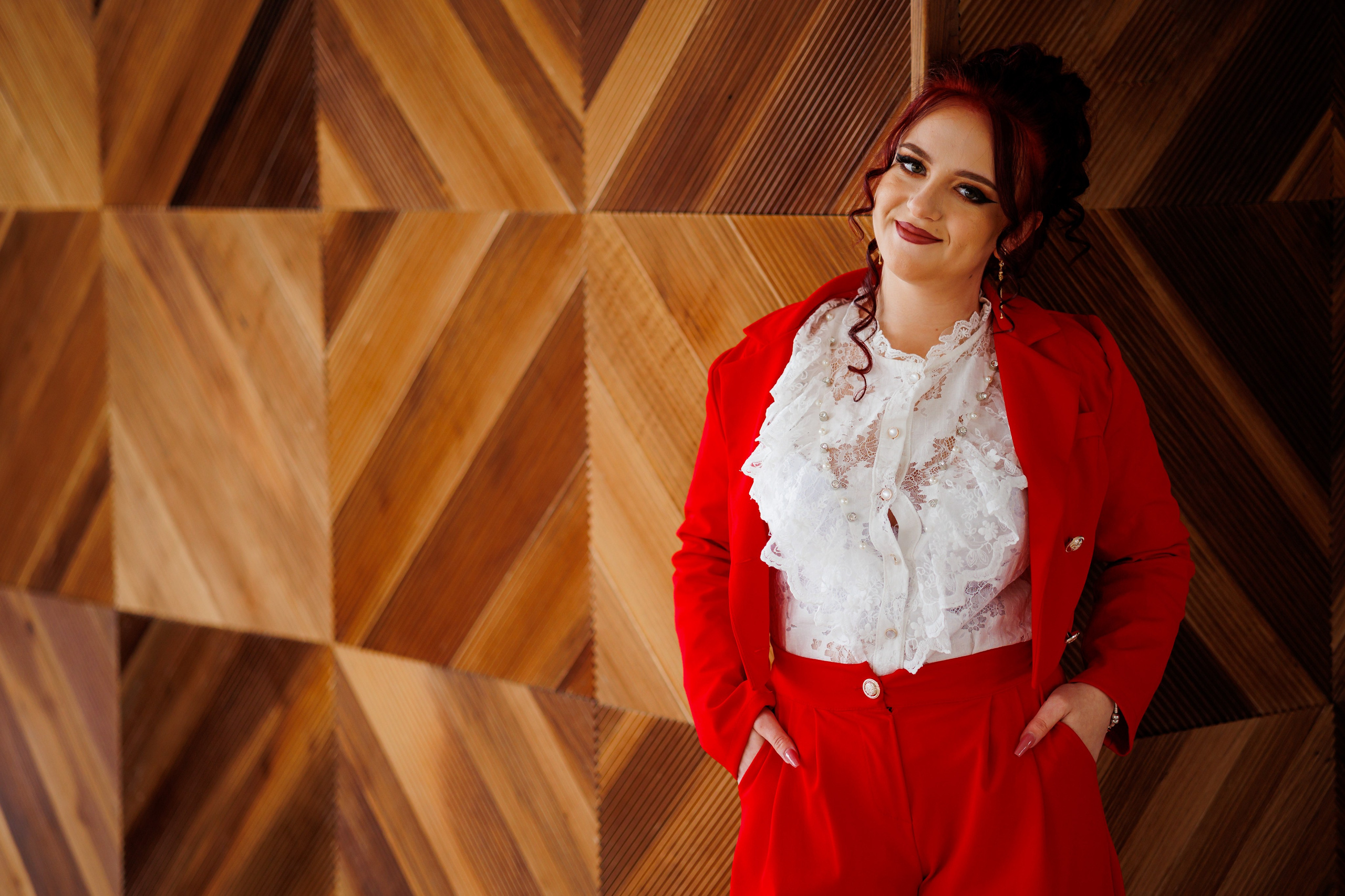 Vechiul Cazinou 35 lei/ elev. Trendy Albums