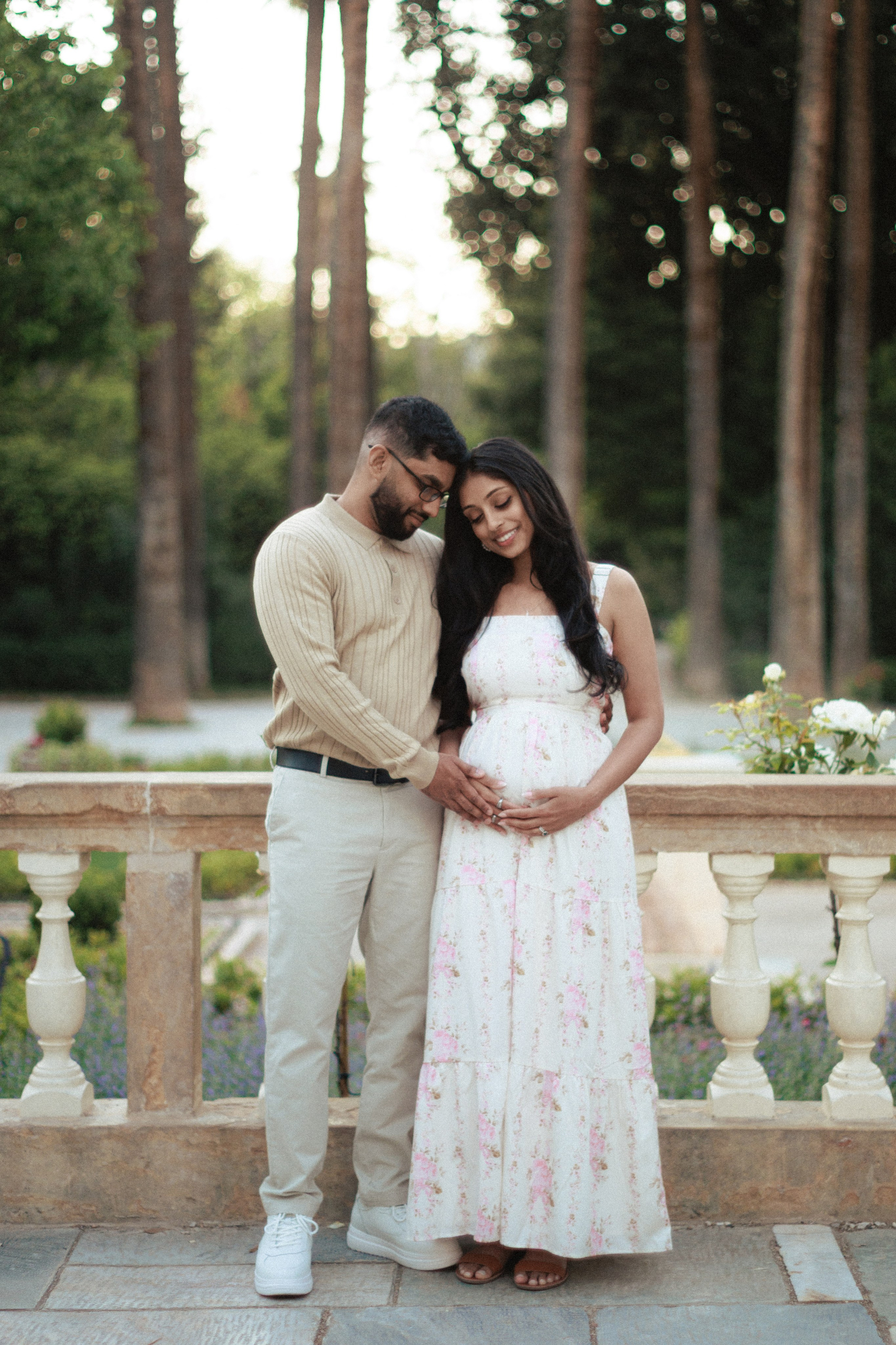 Jefin and Millie’s announcement. Photographer in Greece Kristina