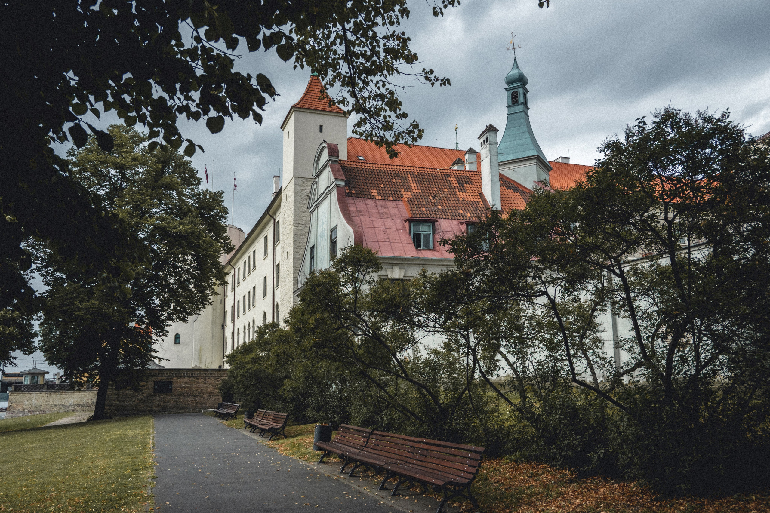 Voyage à Riga. Photographe sur Cote d’Azur. Portraits de familles, couples, enfants, événements