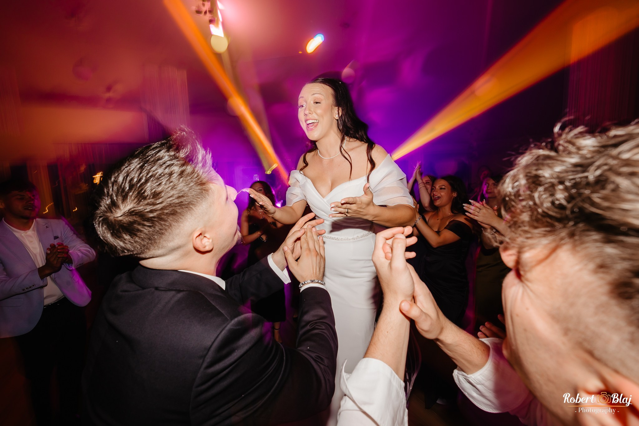 Andreea & Leo. Robert Blaj - Fotograf Nuntă Iași