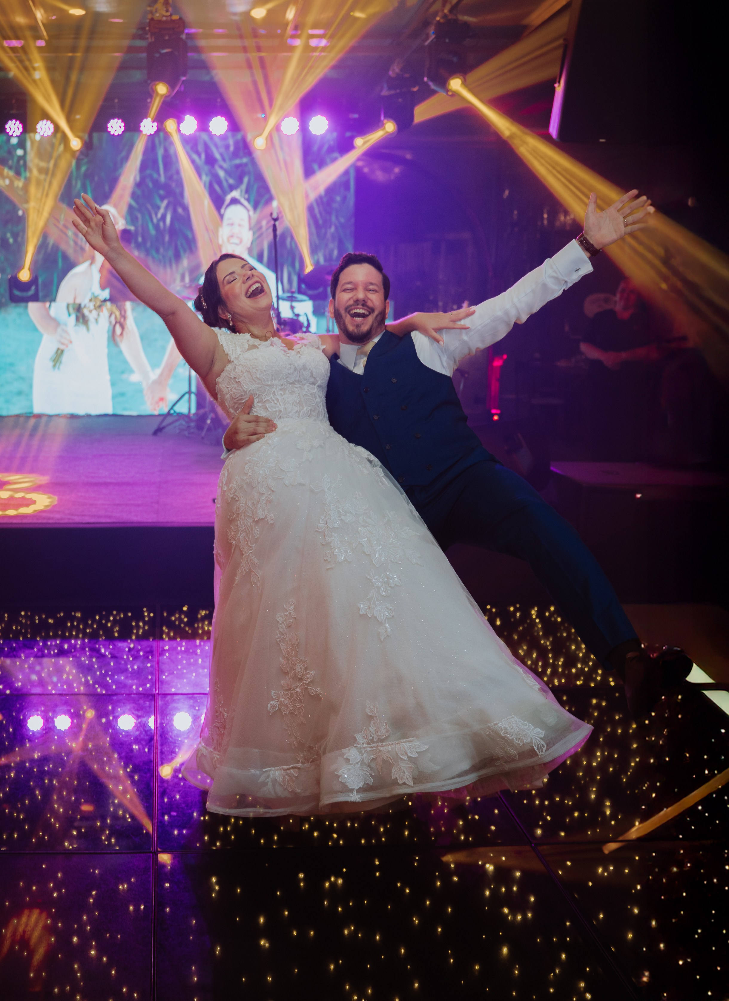 Andréia & Edson. O Casal Dos Noivos