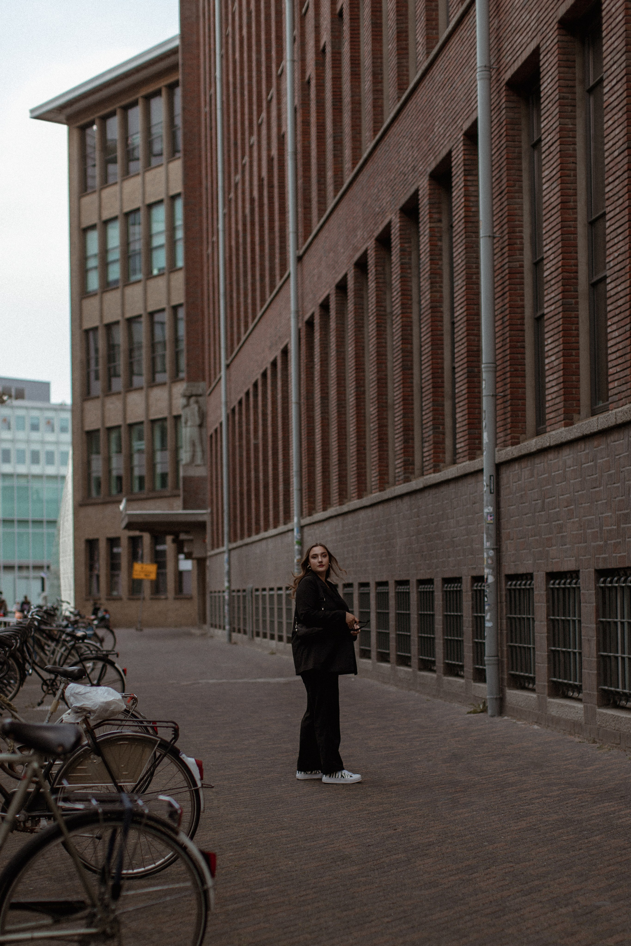 Anna. Anti-posing photoshoot. True self