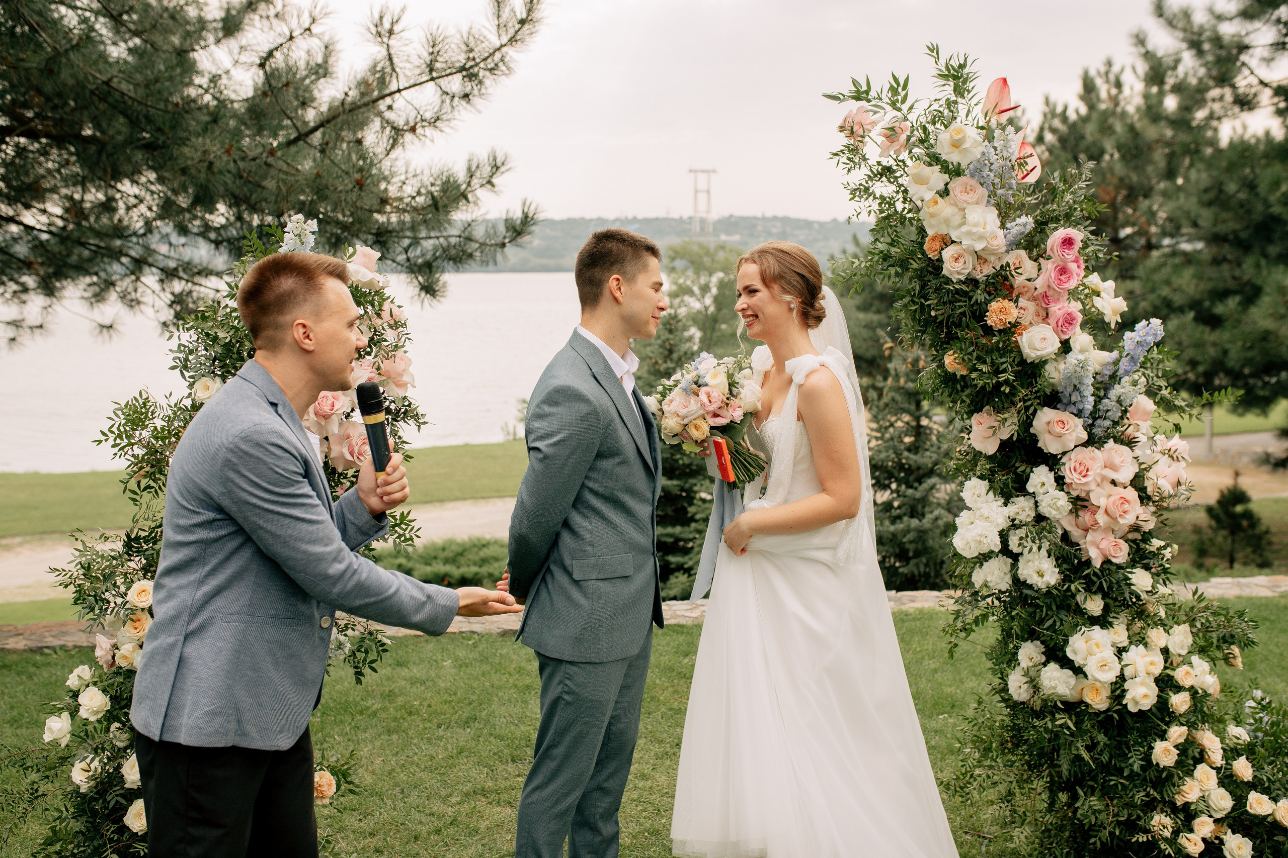 Reportage Wedding. Wedding photographer and videographer Europe