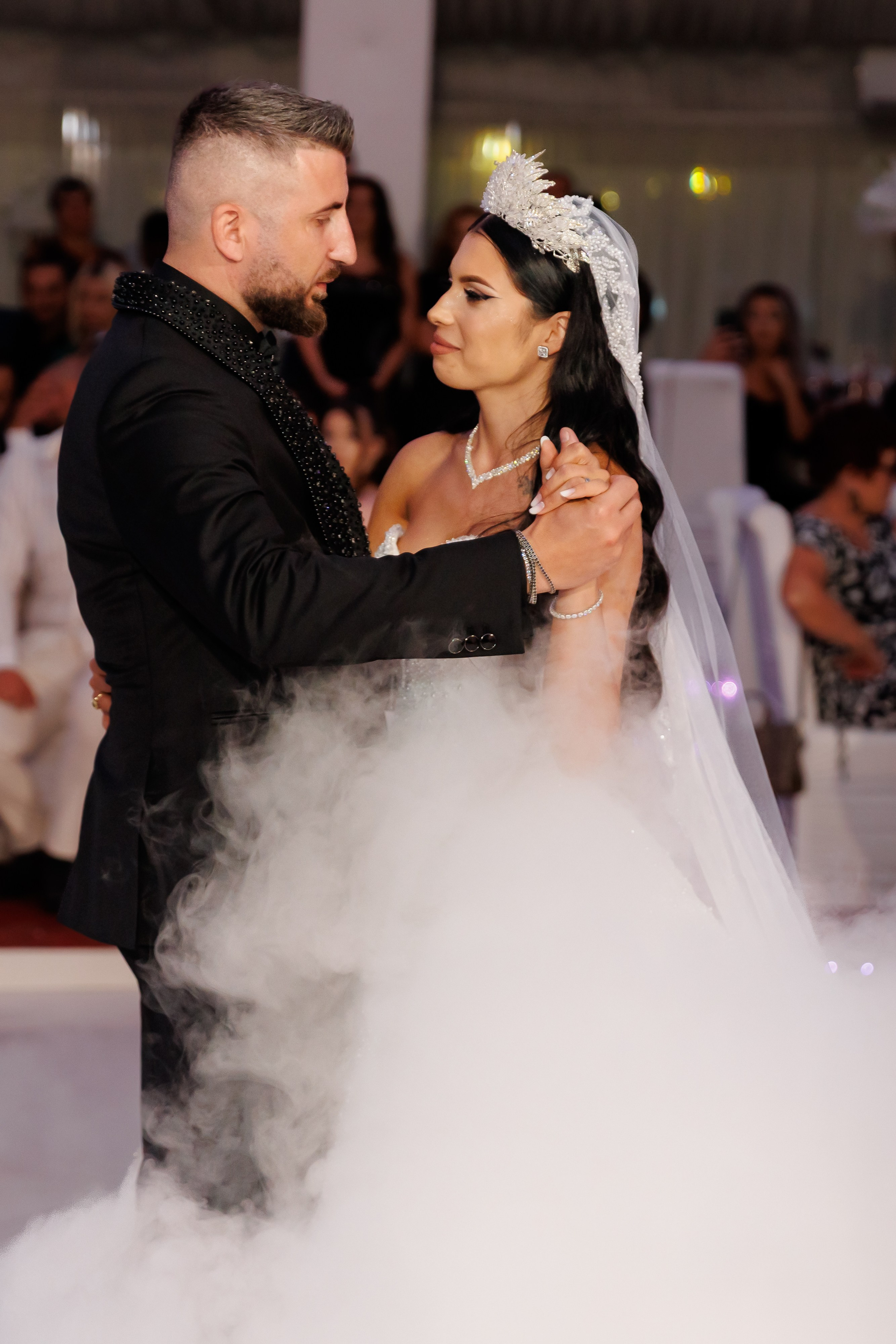 Alina & Razvan - Nuntă Pitești. Fotograf Profesionist Pitesti-Bucuresti| Mircea Seinea