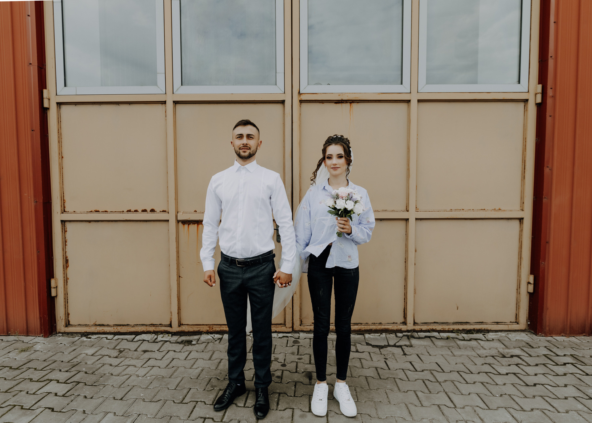 Costel si Mihaela. Wedding photographer and videographer