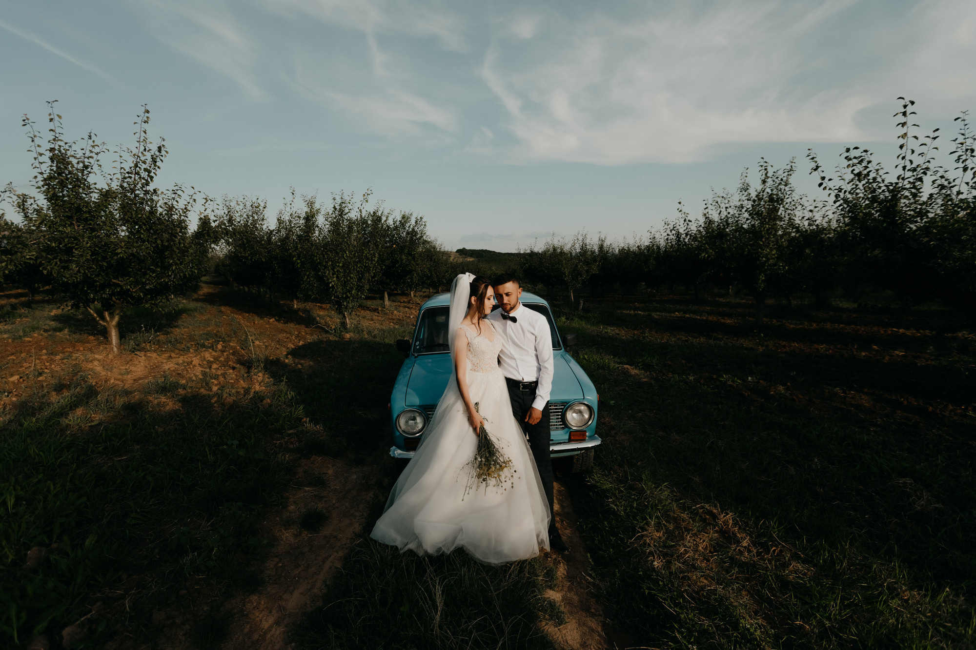 Costel si Mihaela. Wedding photographer and videographer