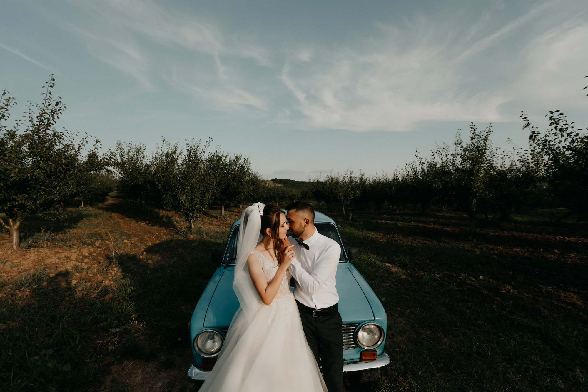 Costel si Mihaela. Wedding photographer and videographer