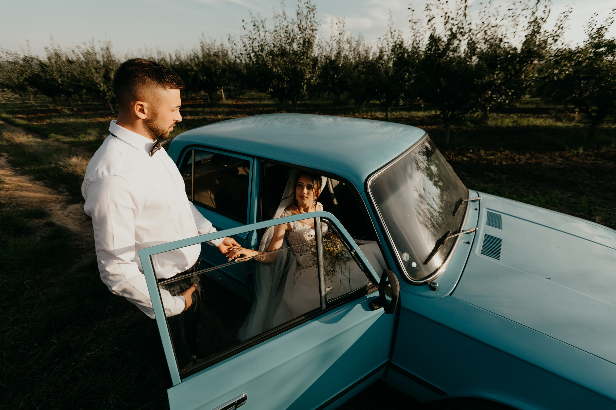 Costel si Mihaela. Wedding photographer and videographer