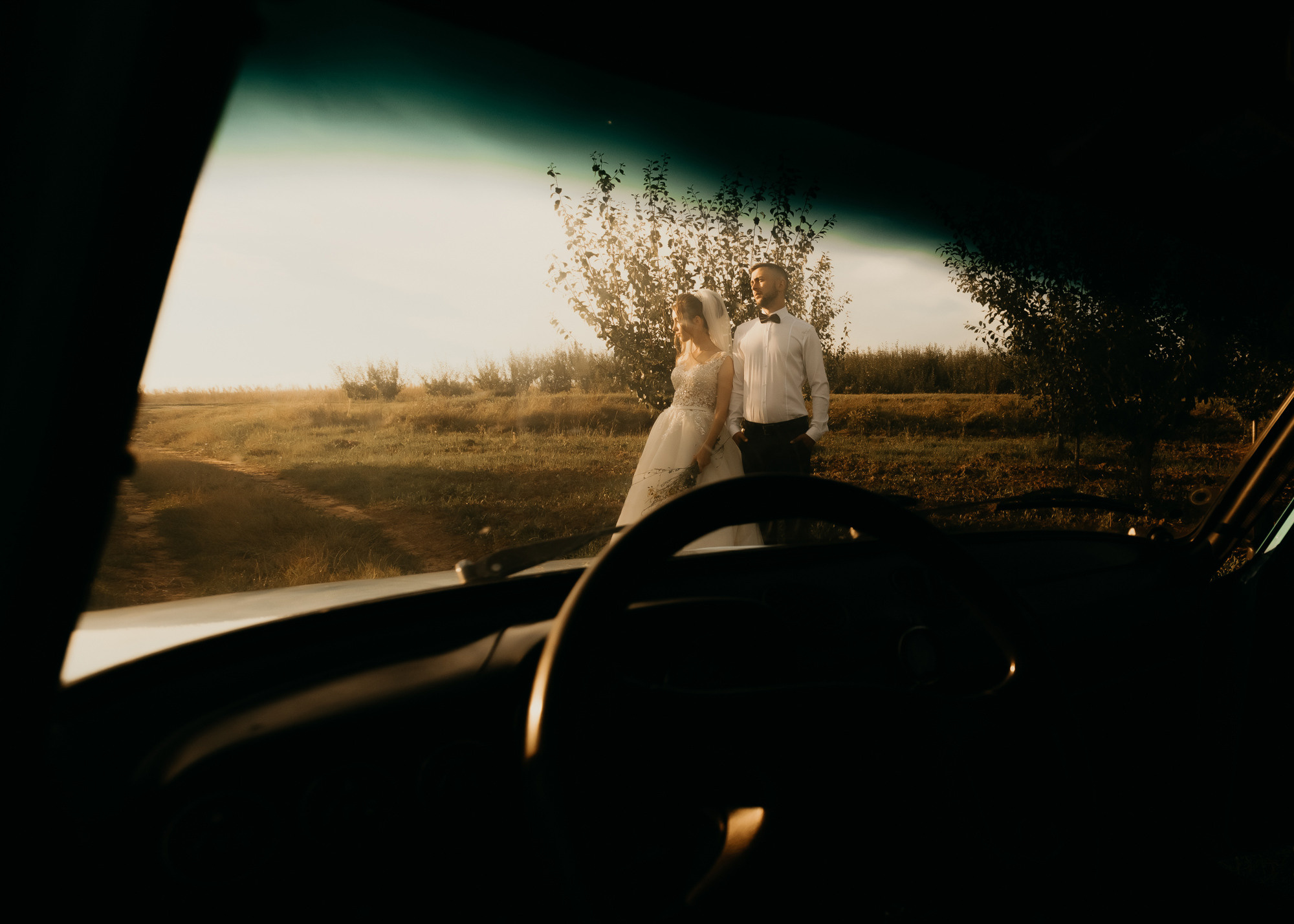 Costel si Mihaela. Wedding photographer and videographer