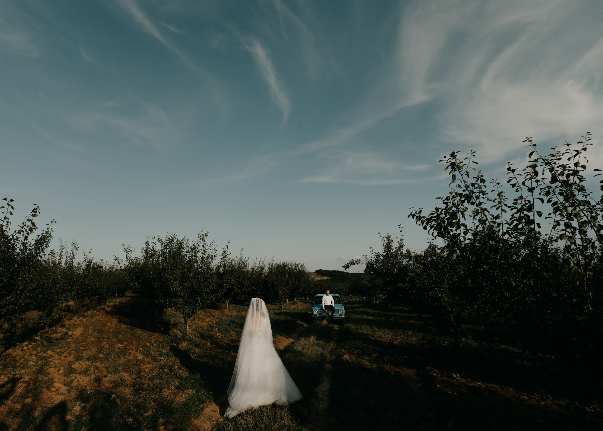 Costel si Mihaela. Wedding photographer and videographer