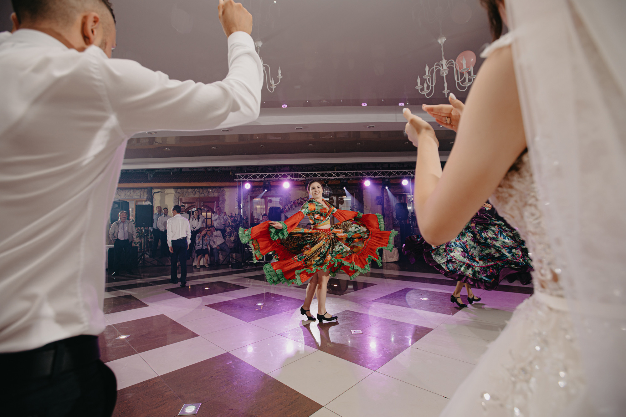 Costel si Mihaela. Wedding photographer and videographer