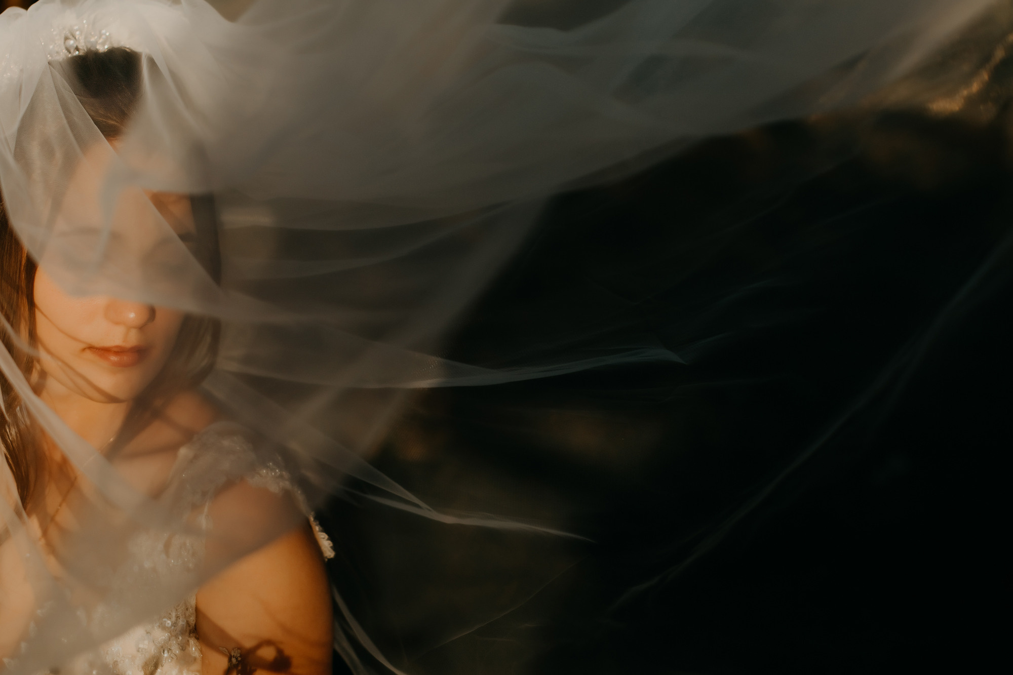 Costel si Mihaela. Wedding photographer and videographer