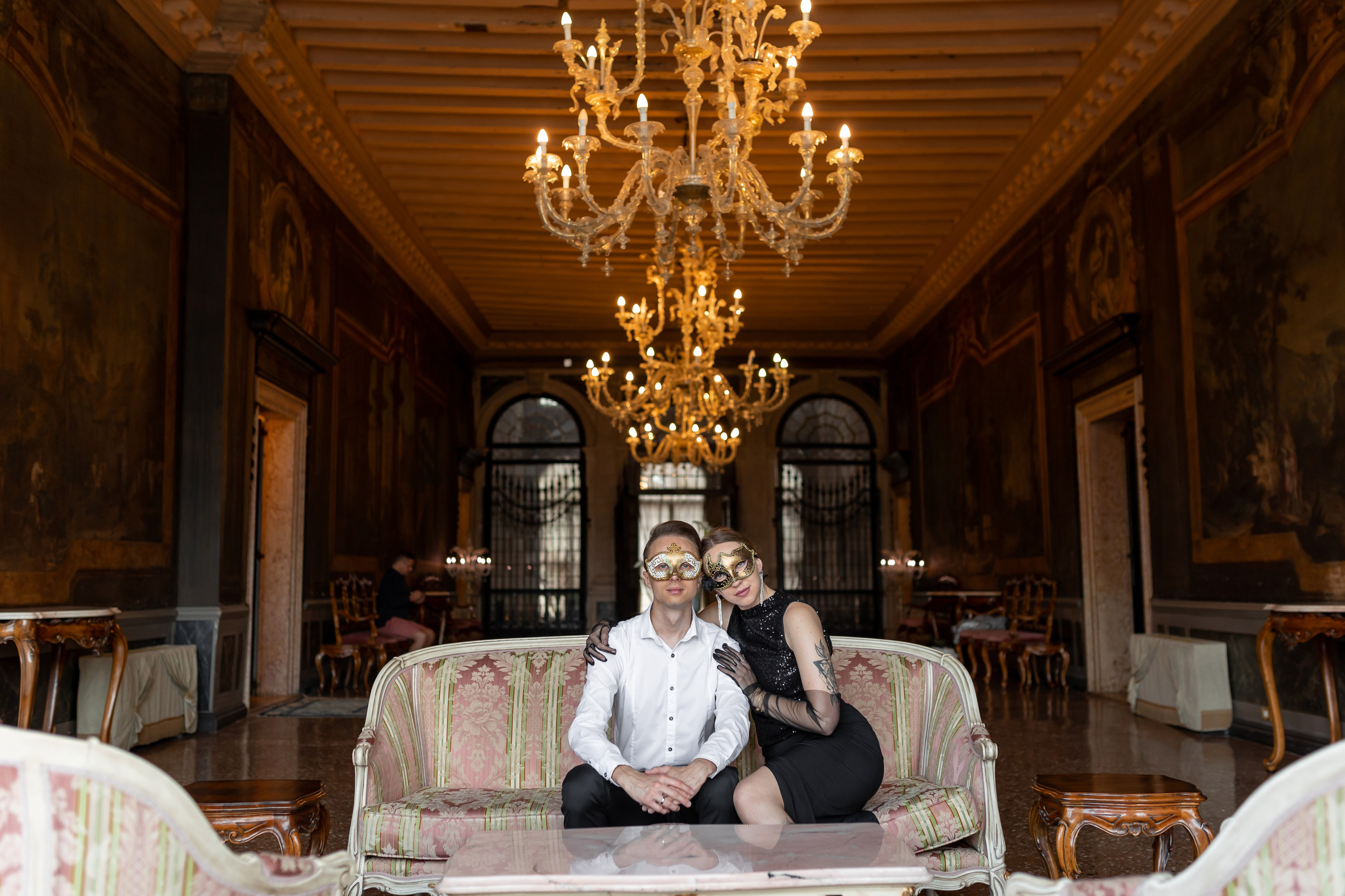 Love story in ancient palace