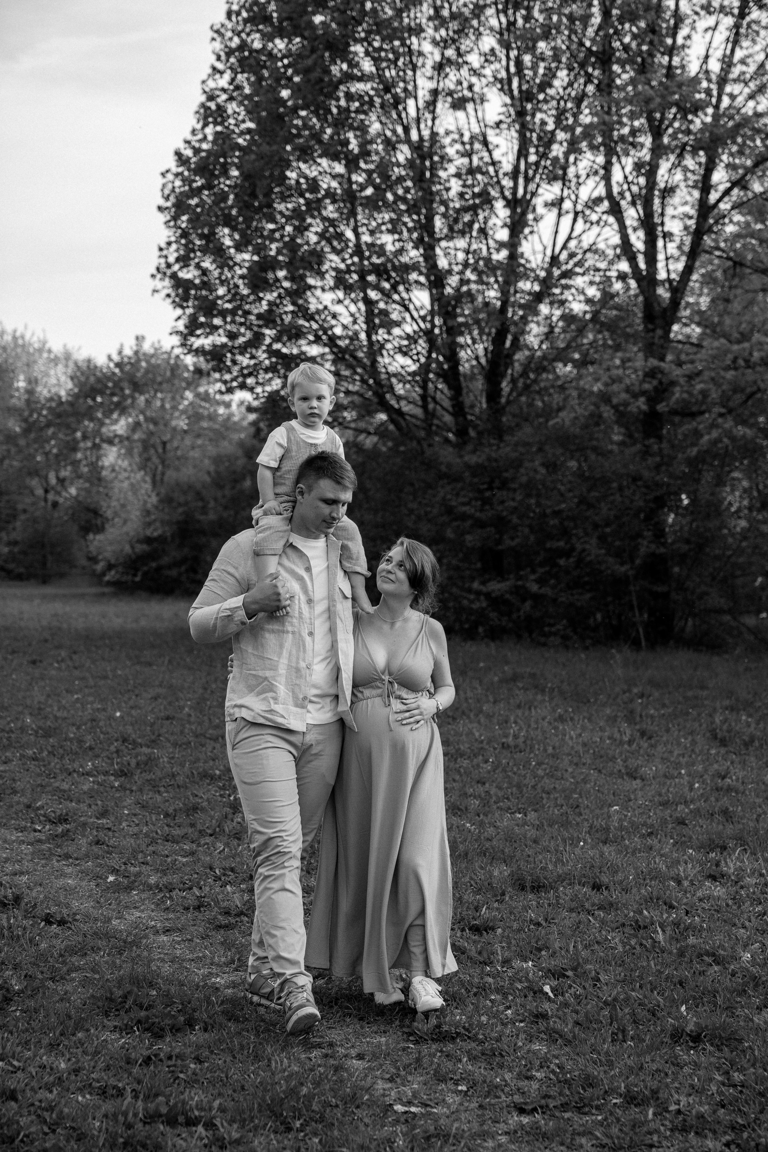 Babybauchshooting. Hochzeitfotografin Daria Faletssky