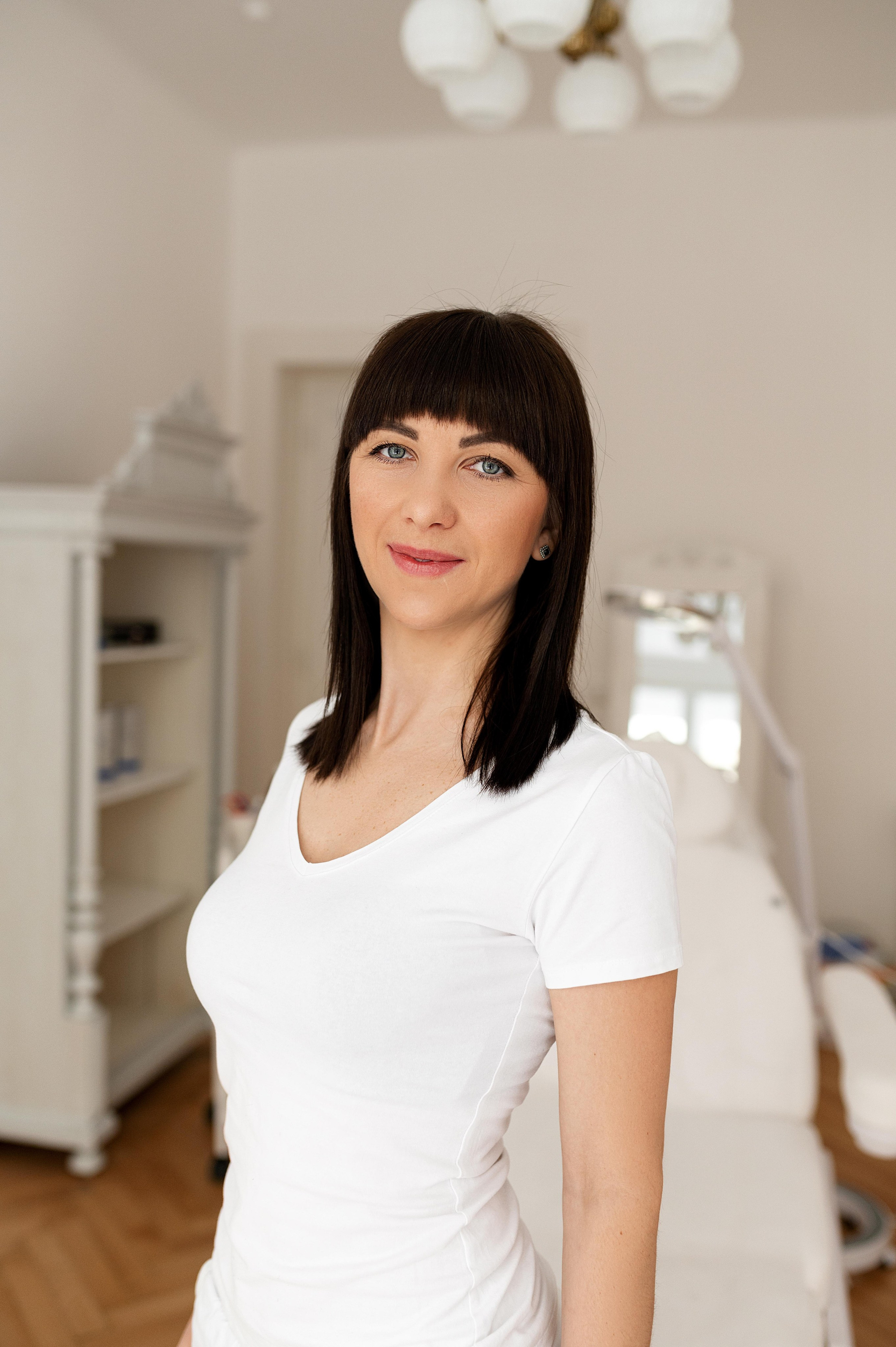 Saint Monica beauty studio in Prague. ANNA-MARIA PHOTO CONTENT CREATOR — фотограф, эстет, художник и визуальный эксперт в Instagram, работающий в Праге