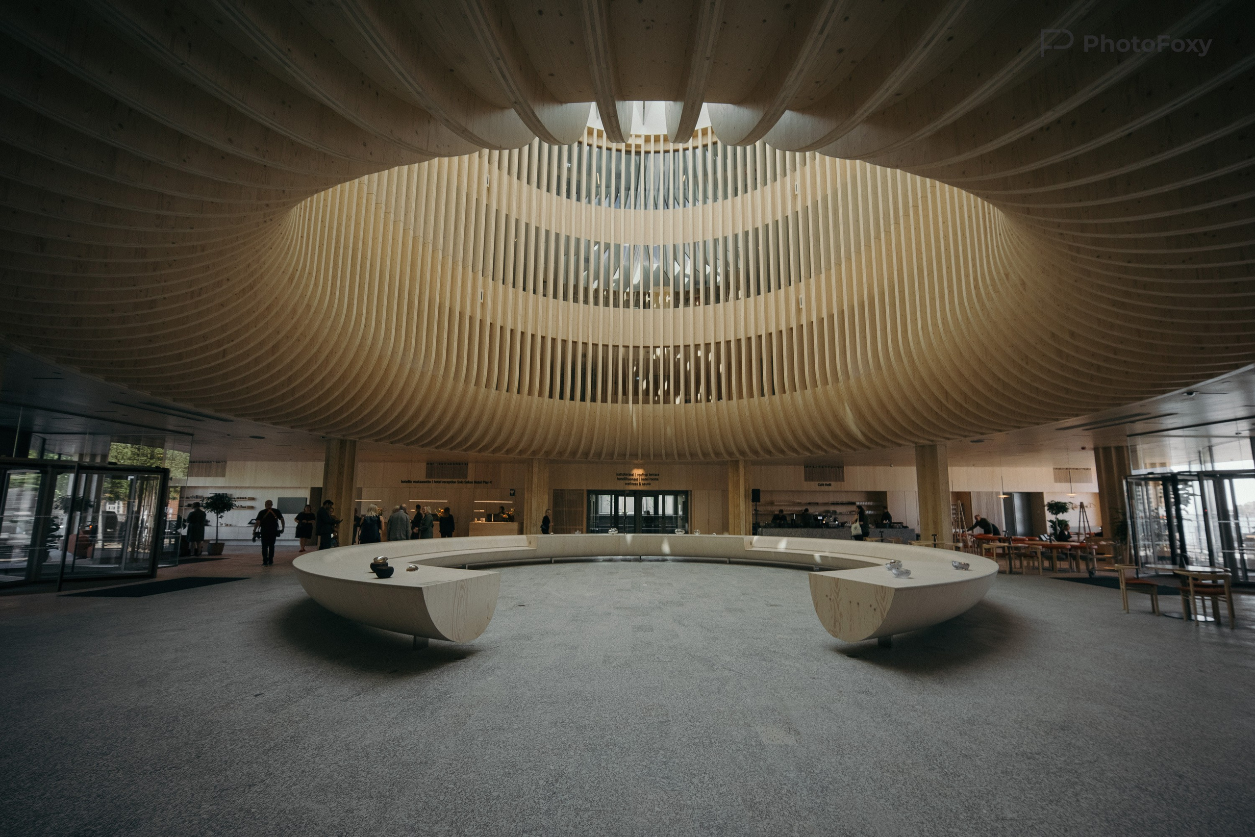 Hotelli Pier 4:n kattoterassi, Sokos. Valokuvaaja Lahti, Helsinki Elena Salonen