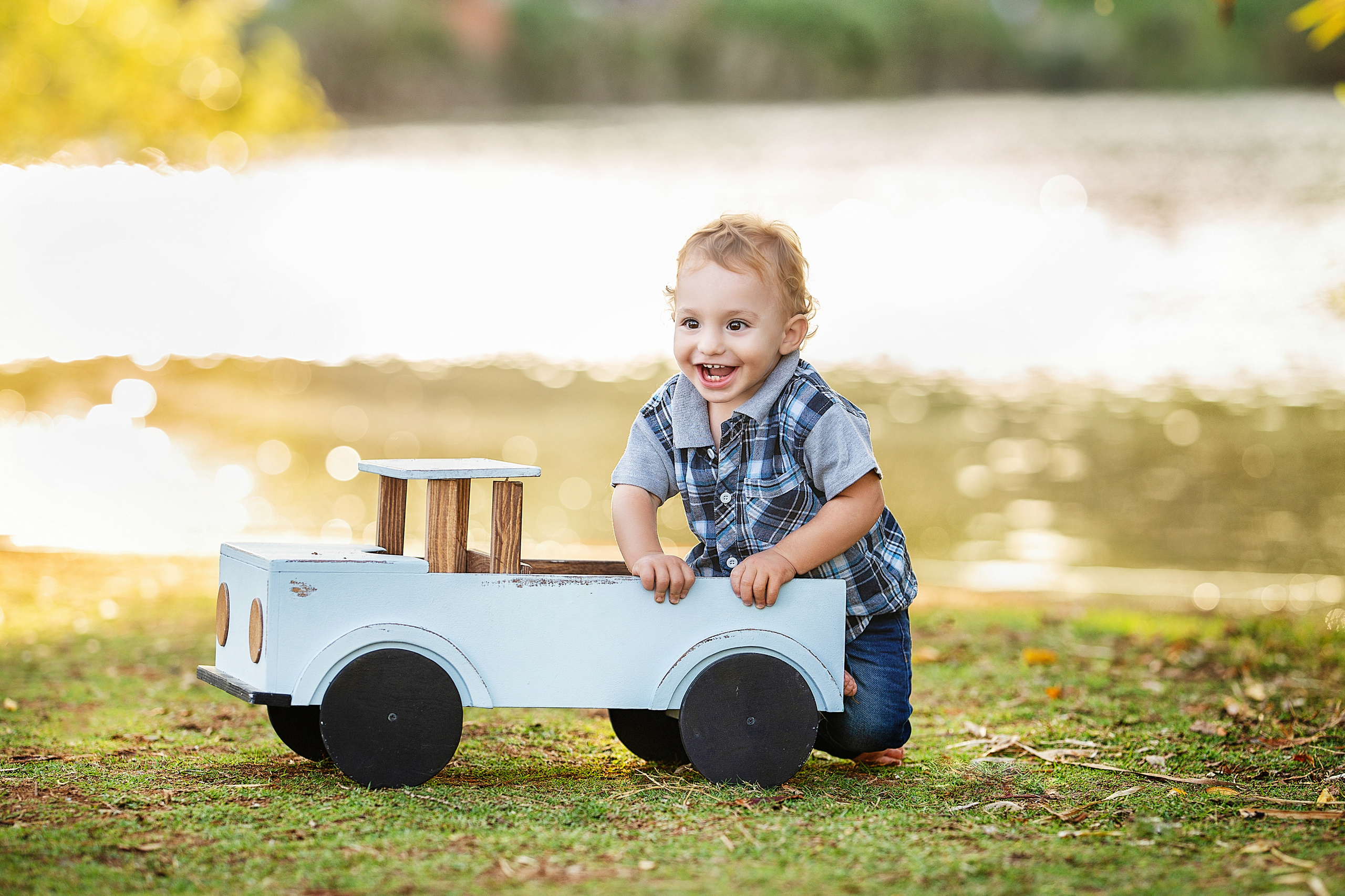 צילומי גיל שנה. צלמת ילדים, הריון ומשפחה בישראל