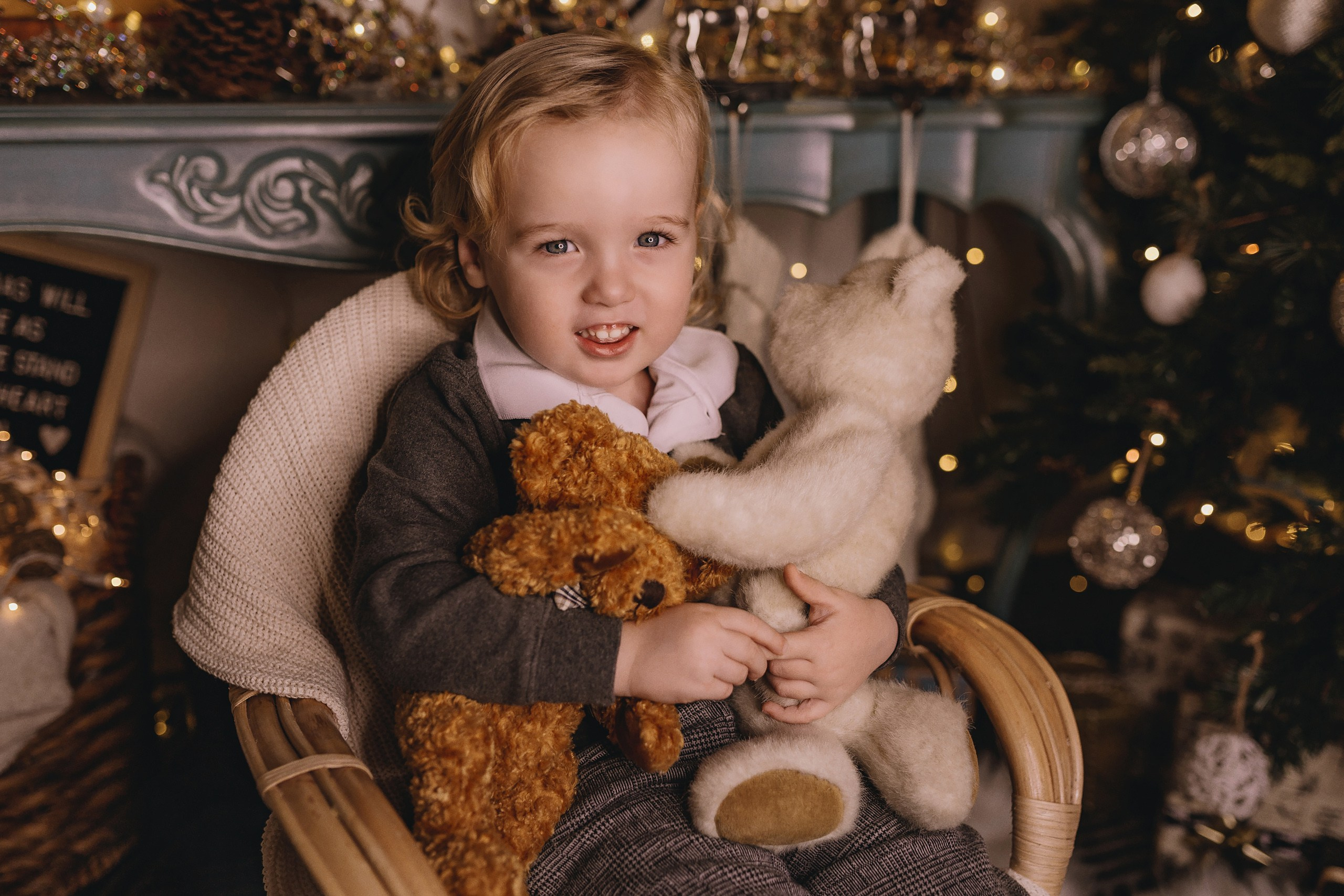 11.16.2025 Christmas Photoshoot. Wedding family event photographer in Chicago Nick Yushevich