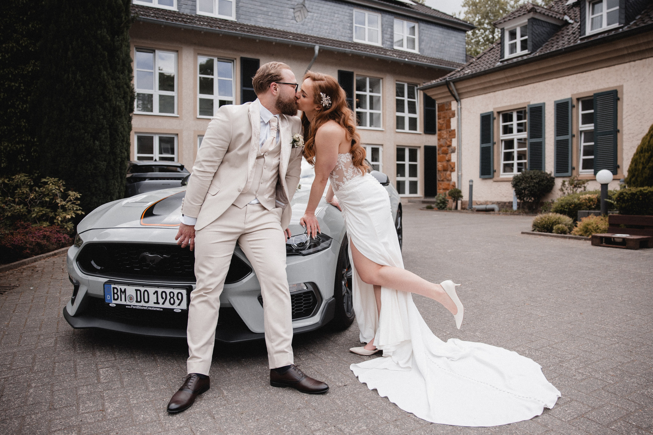 PEGGY & DENNIS | FLETCHER WALDHOTEL NORDRHEIN-WESTFALEN. Photographer in Bochum Dolia Halyna