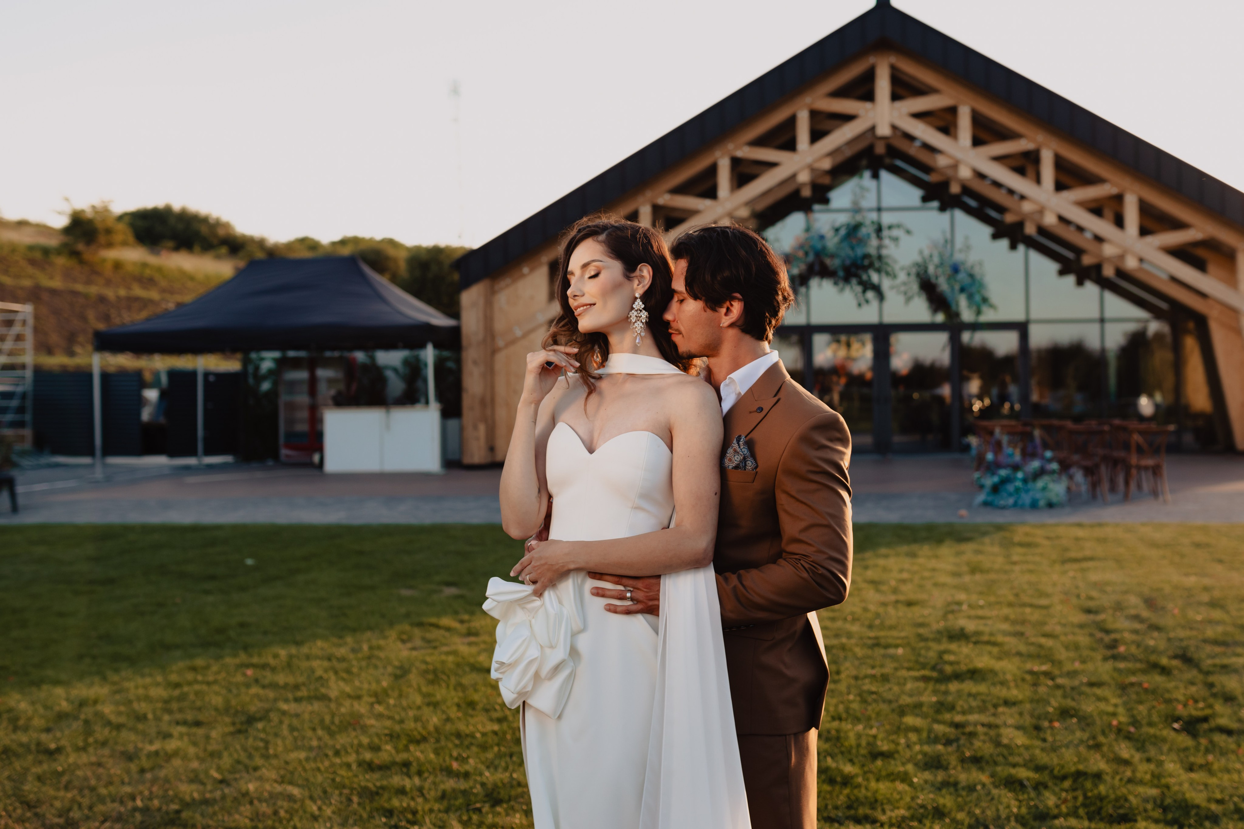 This could be your wedding day. Fotograf de nunta — documenting your love story with a touch of editorial — wedding photographer