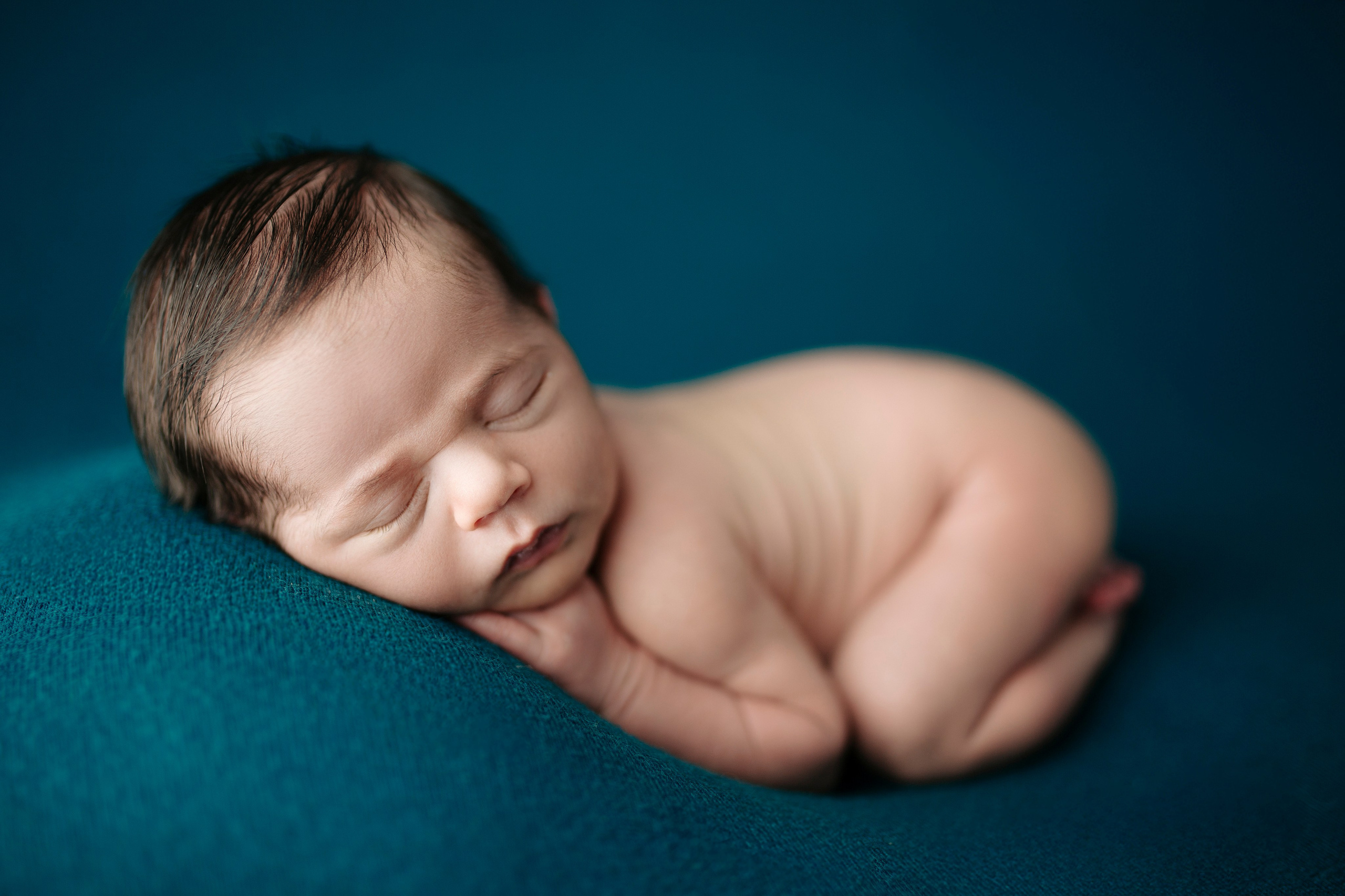 Sesiones de Fotografía de Embarazo - Newborn - Lactancia en Madrid - Rainbox. Rainbox Estudio de Fotografía