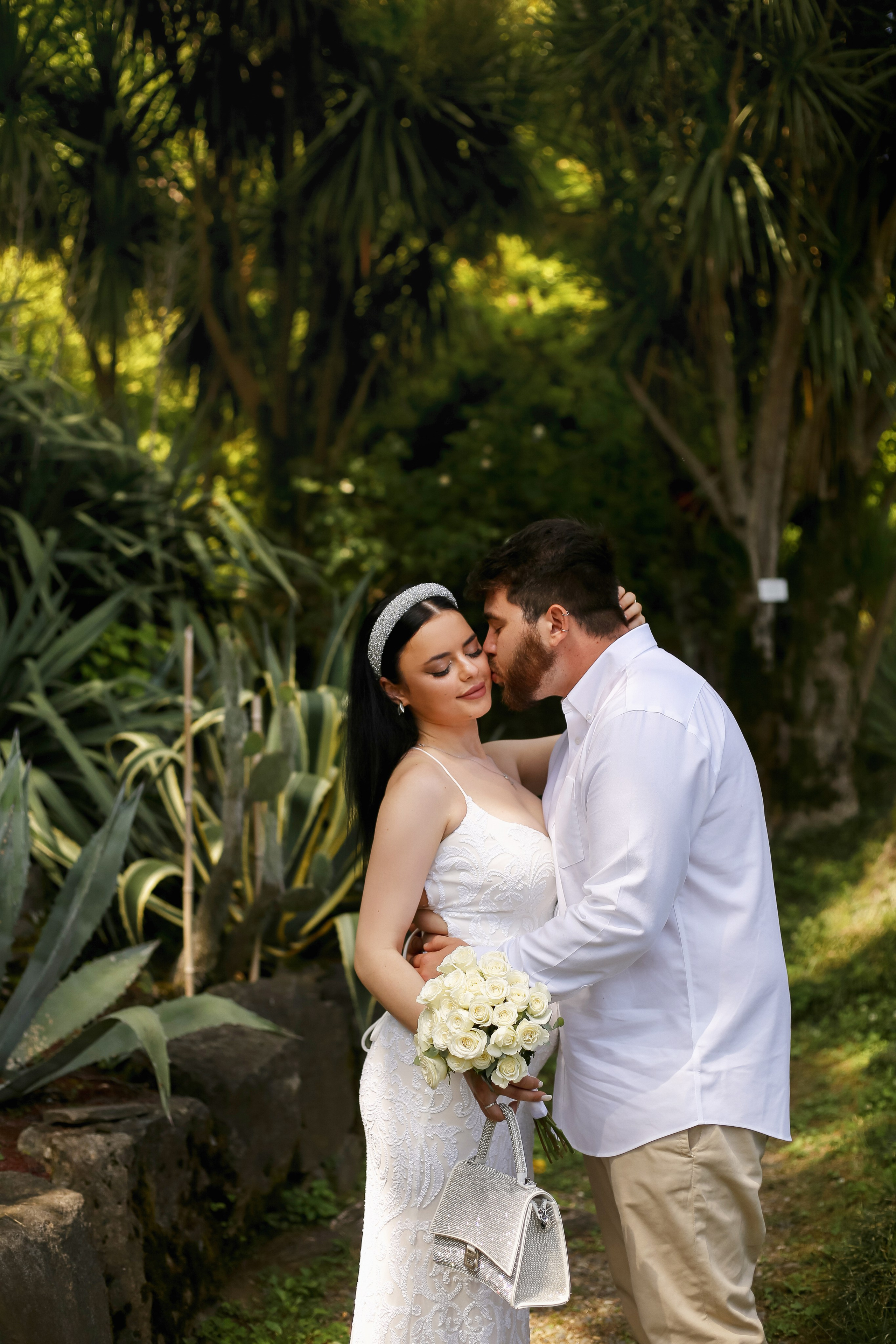 In the garden…. Свадебный, семейный и детский фотограф в Беларуси и за ее пределами