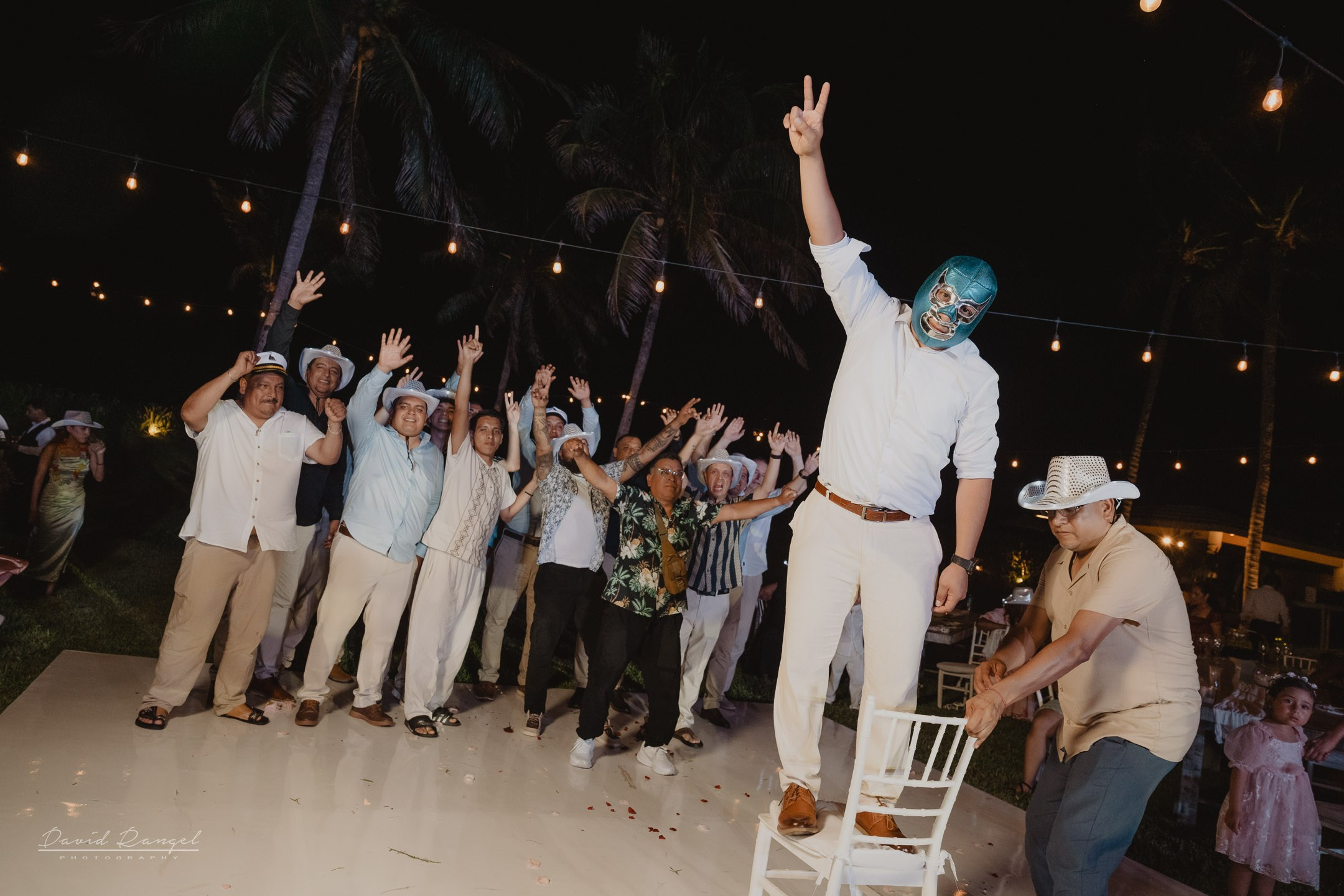 Destination Wedding in the Riviera Maya. Destination wedding photographer based in Cancun and Riviera Maya with service worldwide