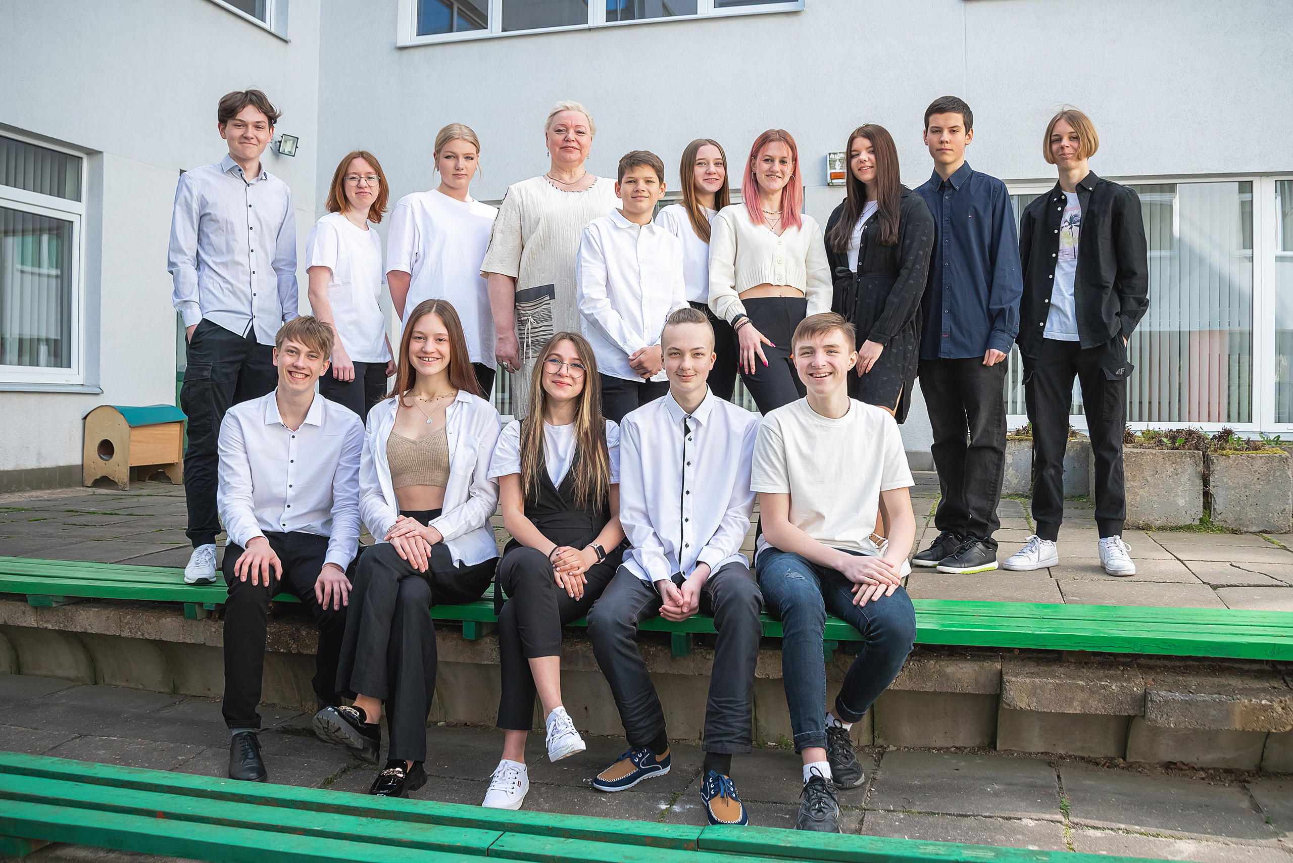 95. Vidusskola, 9 Klase. Fotogrāfs Rīgā. Gīmenes, individuālās un dažādu produktu fotosesijas