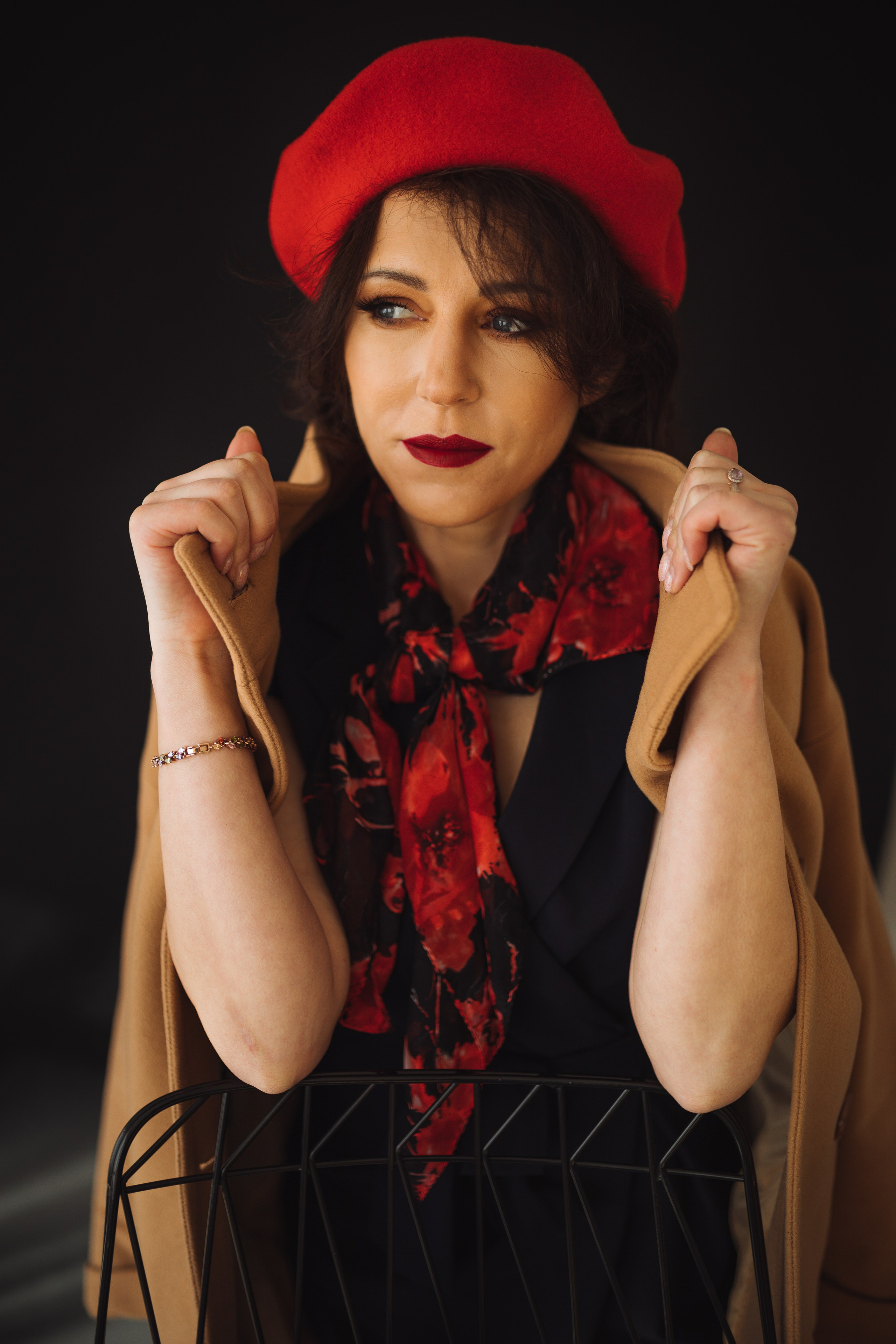 Individuālā sarkanos toņos. Fotogrāfs Rīgā — Katerina Gordik