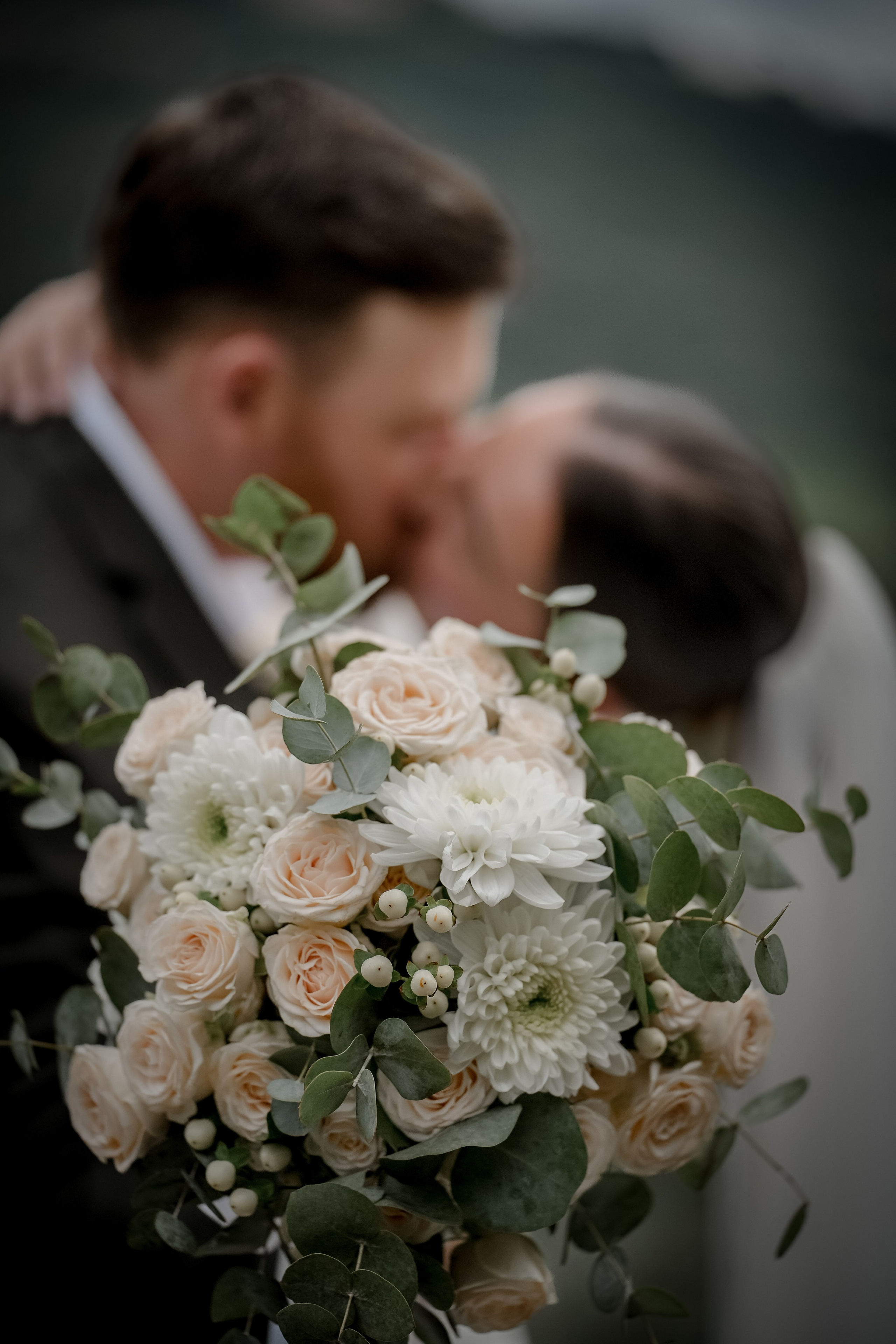 Elopment in Cortona. Villa Falconiere. Wedding Photographer in Italy