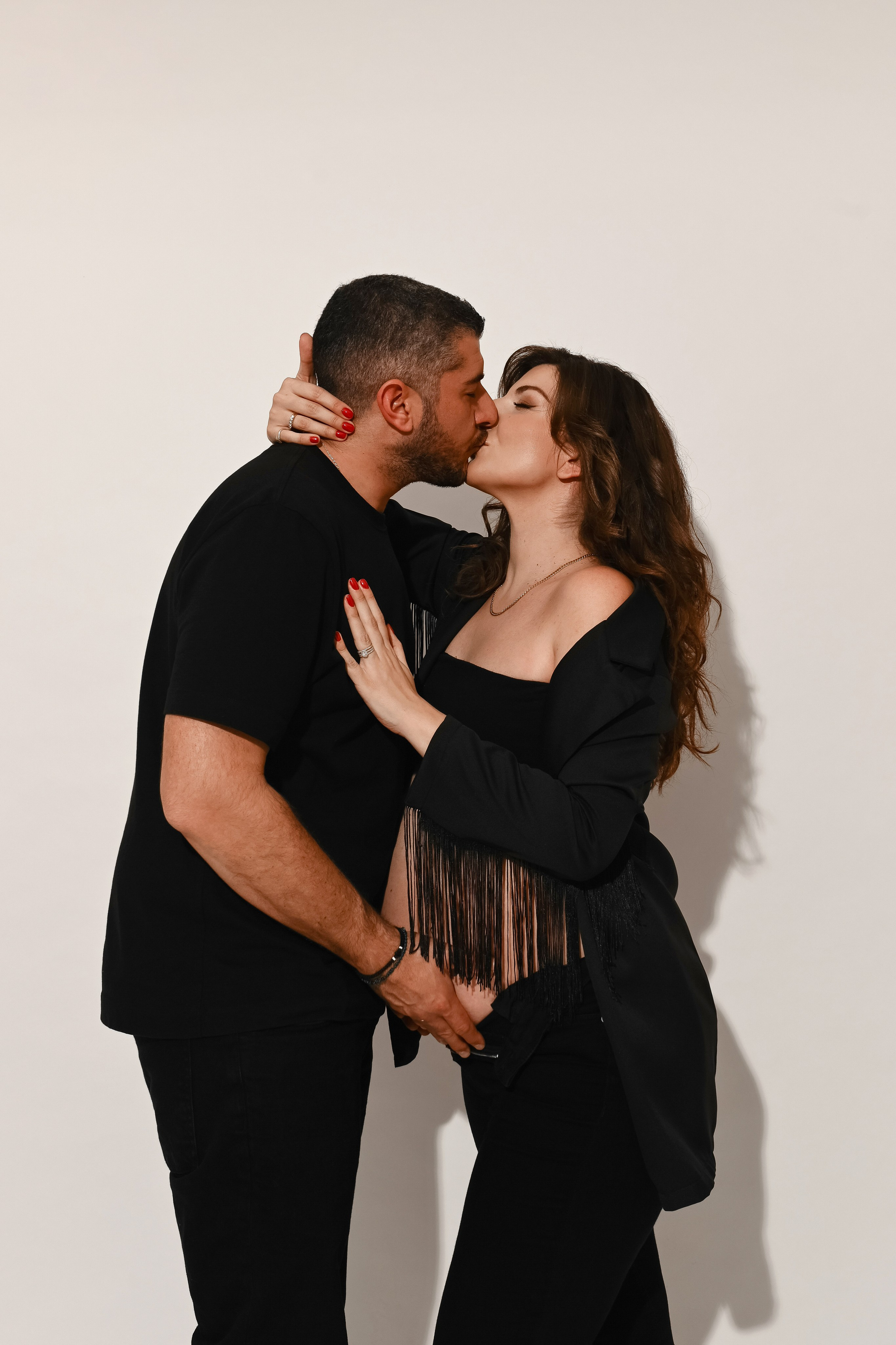 Maternity Vogue Style Photoshoot. WELCOME