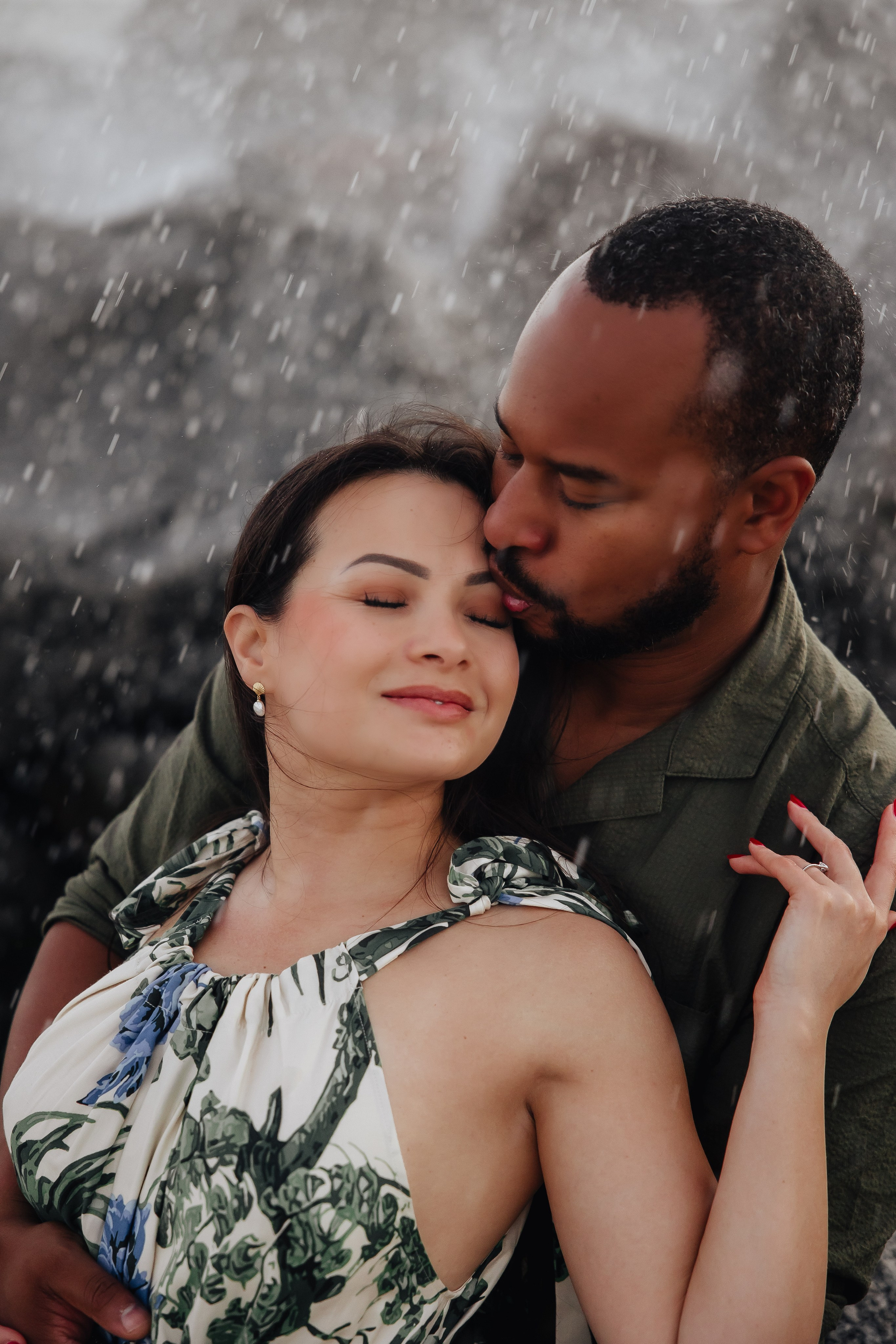 Love. Alya Leto Photographer