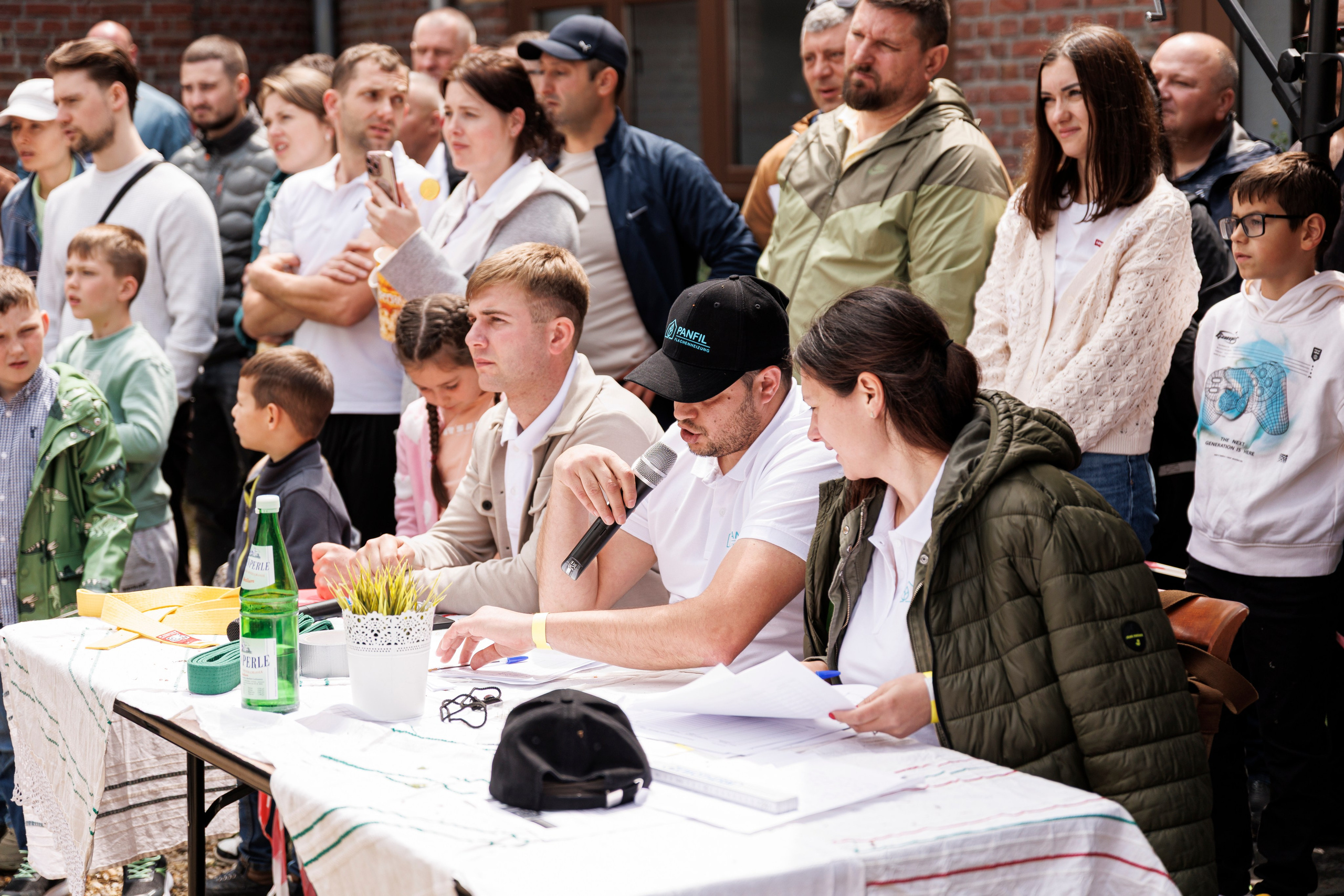 Hora Dorului 2025. Dienstleistungen