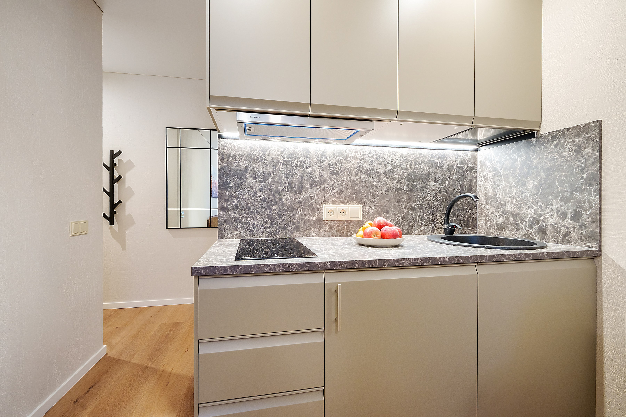 Birželio g. 9. Elina Sapiega fotografė Vilniuje