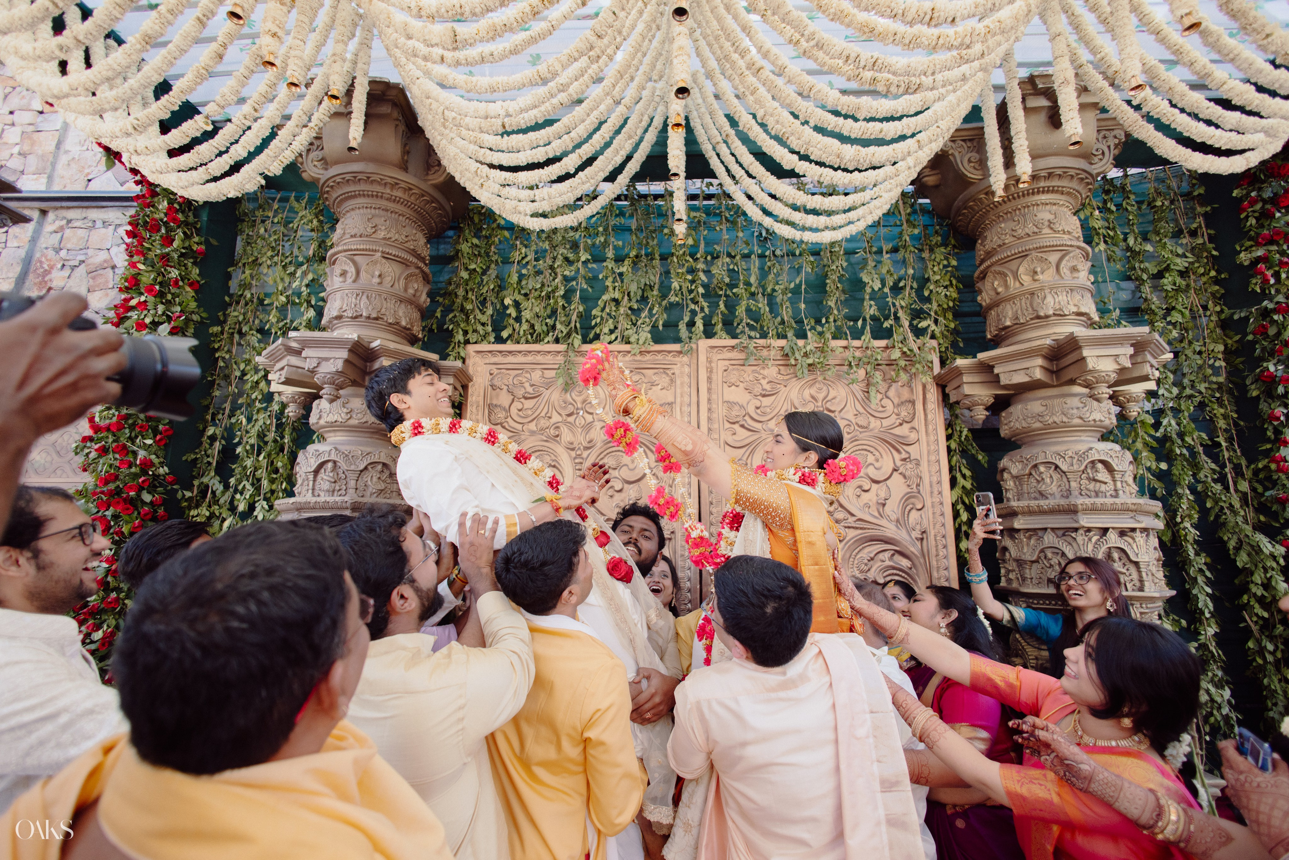 Deepak & Aarushi. Wedding & Editorial Photographer | Anandshivadas