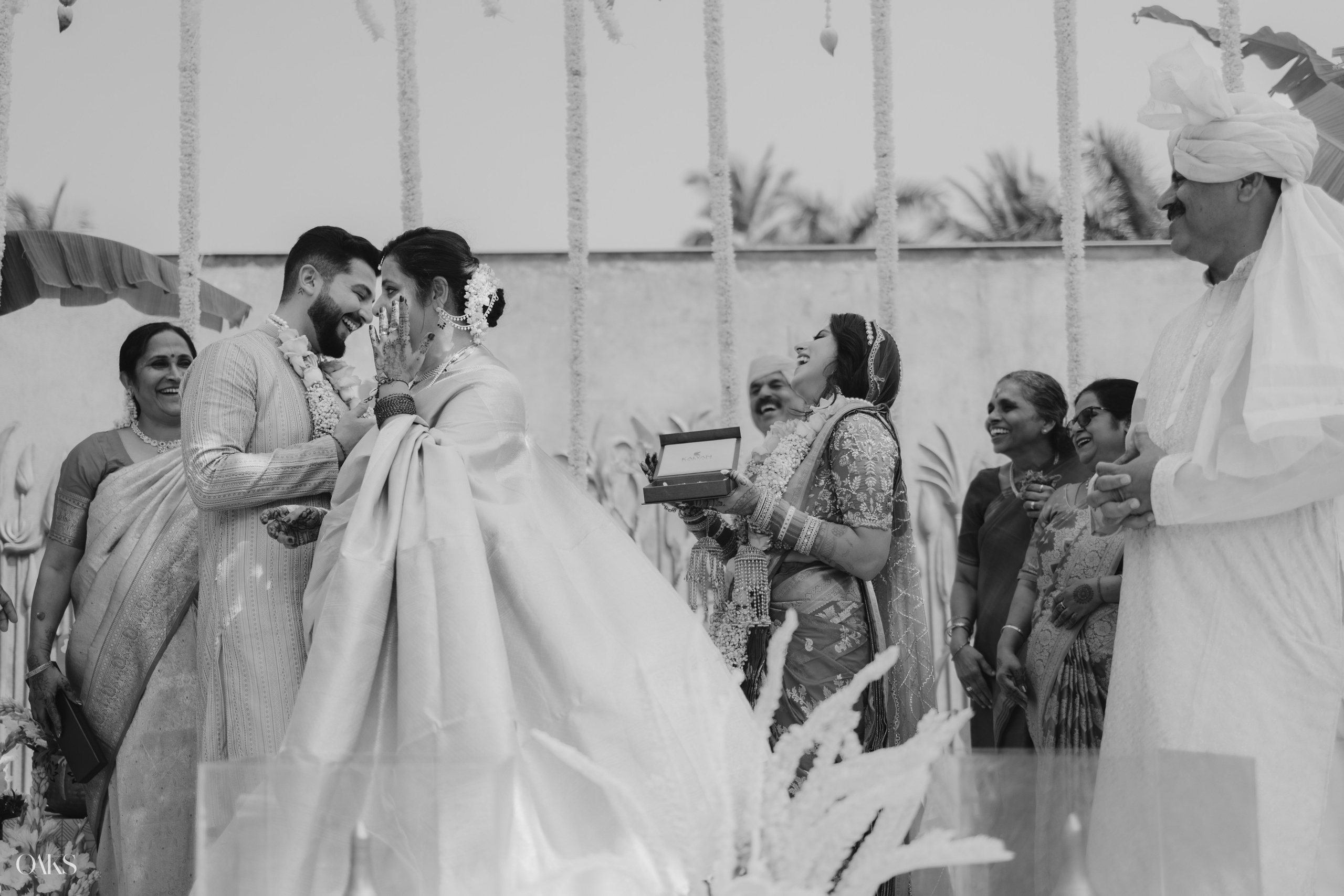 Riya & Pratyush. Wedding & Editorial Photographer | Anandshivadas