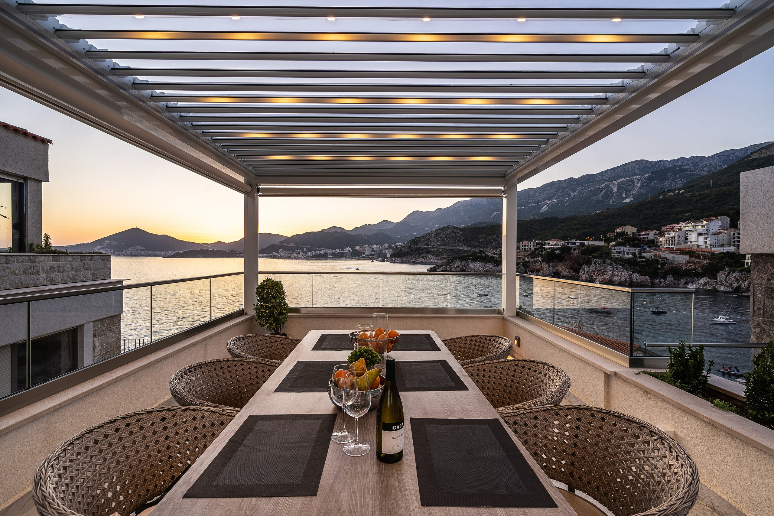 Real Estate Photography. Montenegro. EVAN ARISTOV WEDDING PHOTOGRAPHY — Seattle Wedding Photographer