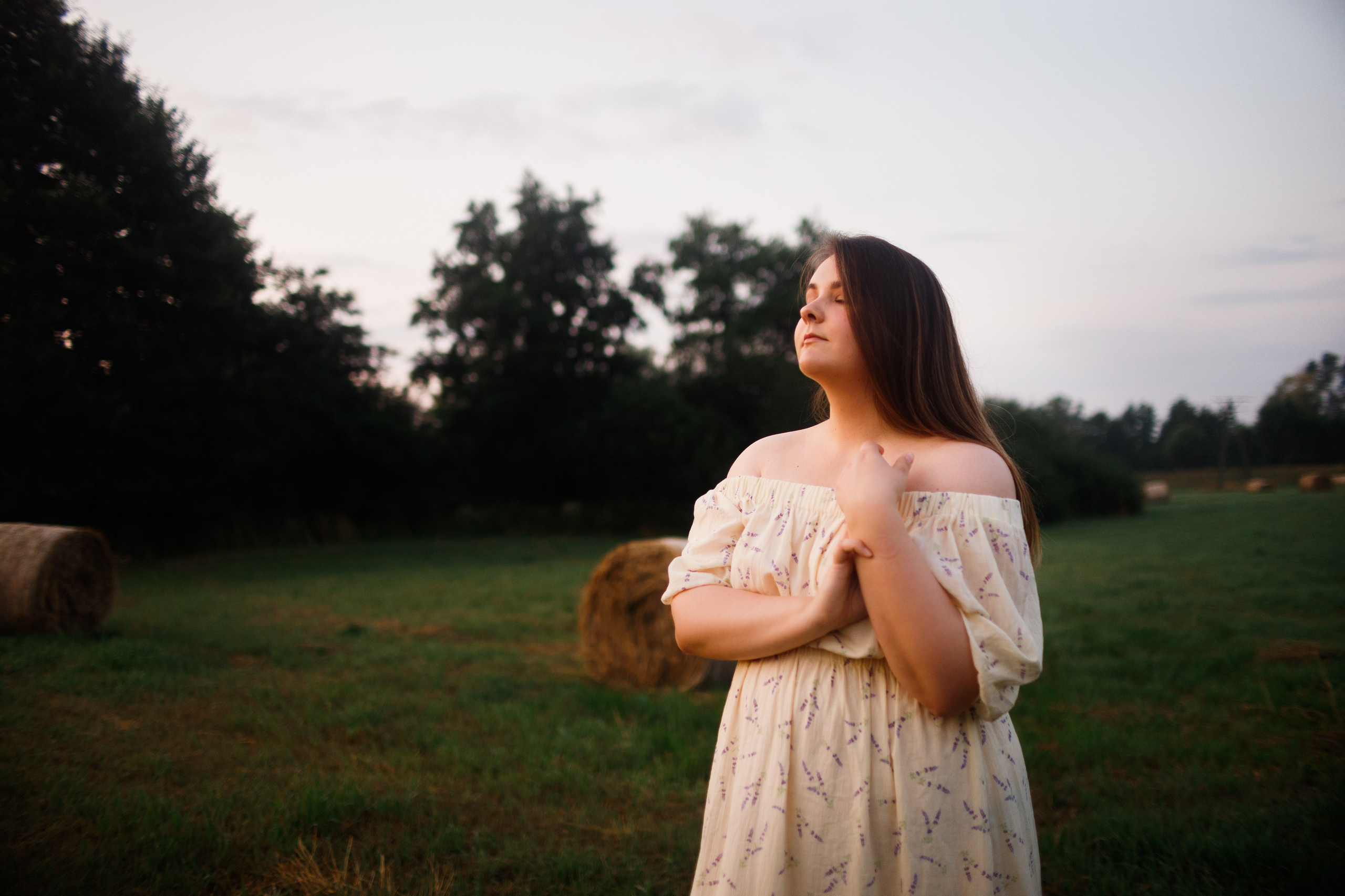 Katya in the field. Kaja | fotograf psów we Wrocławiu